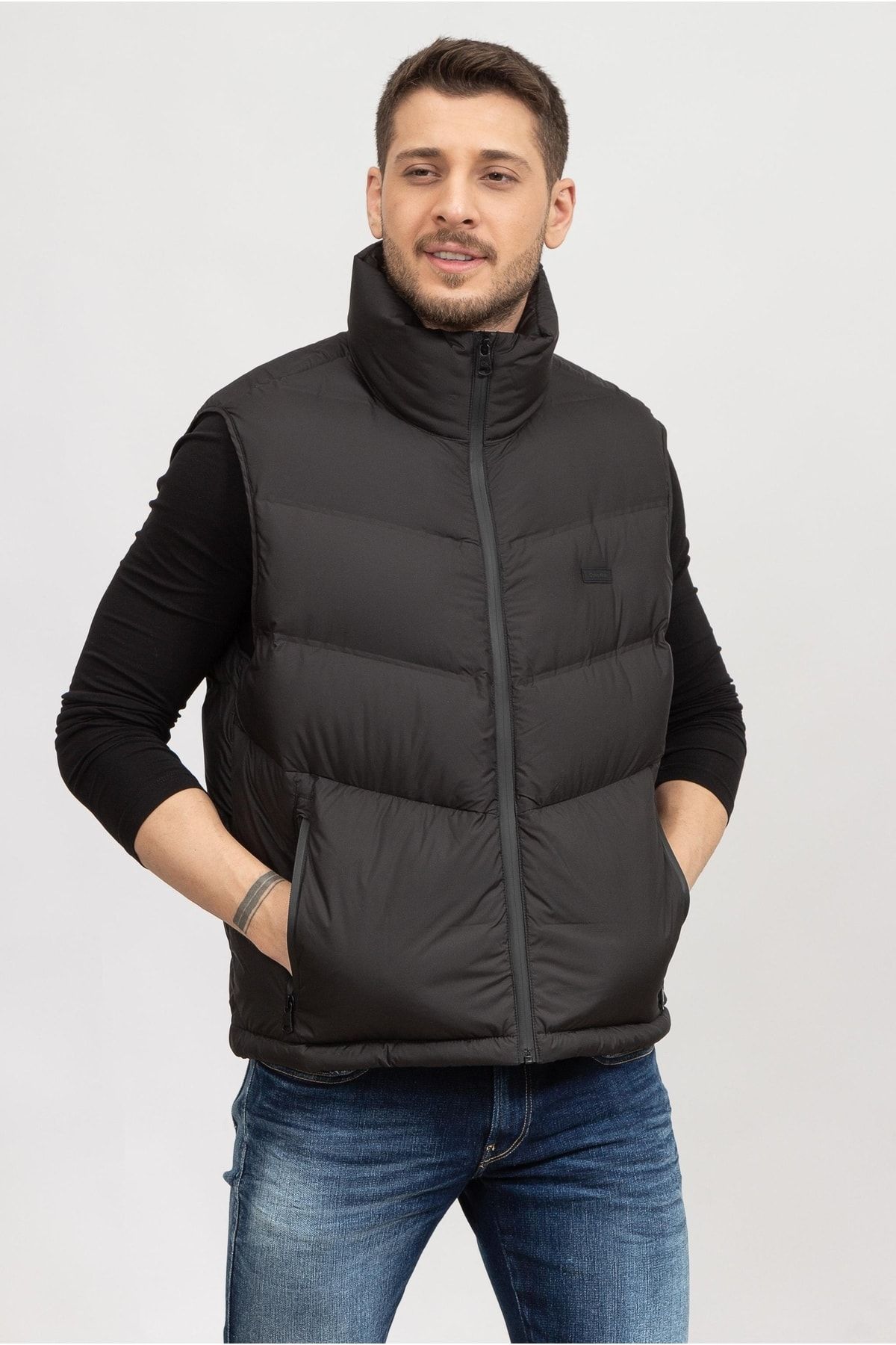 Calvin klein outlet half jacket
