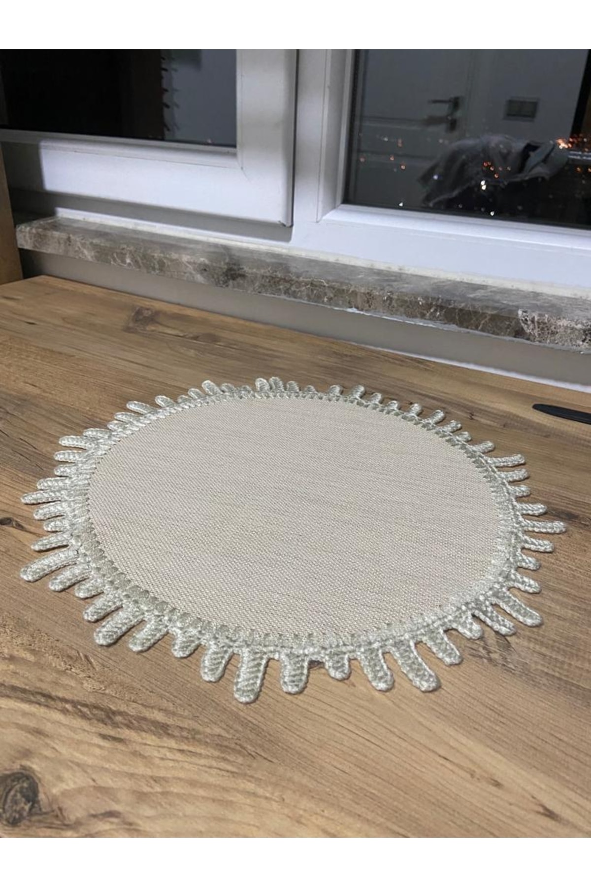 Kırışmaz Linen Kumaşından Kenarları El Örgülü Sehpa Örtüsü Masa Örtüsü Runner 2