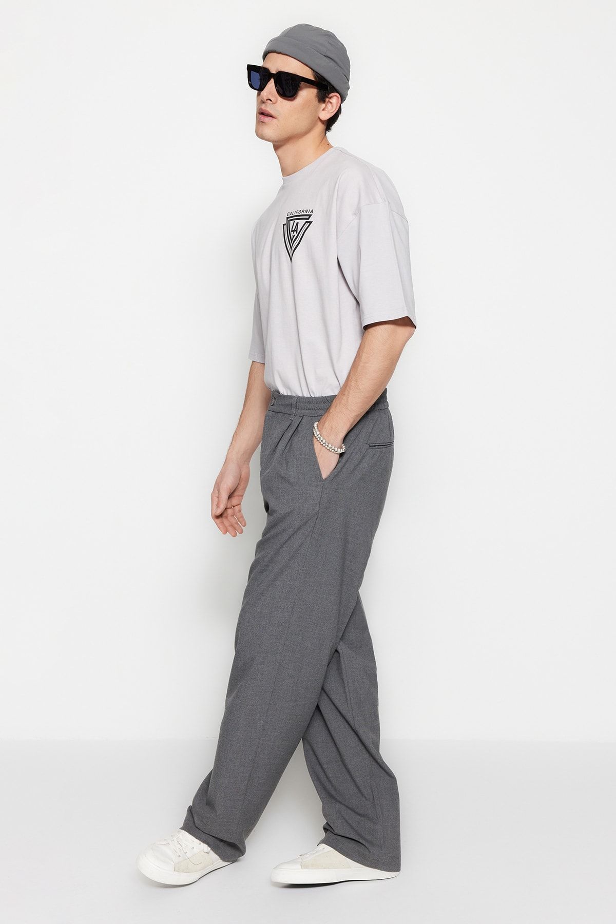 Trendyol Collection-Szare szerokie nogawki, materiałowe spodnie Baggy Tmnss23Pl00039 4