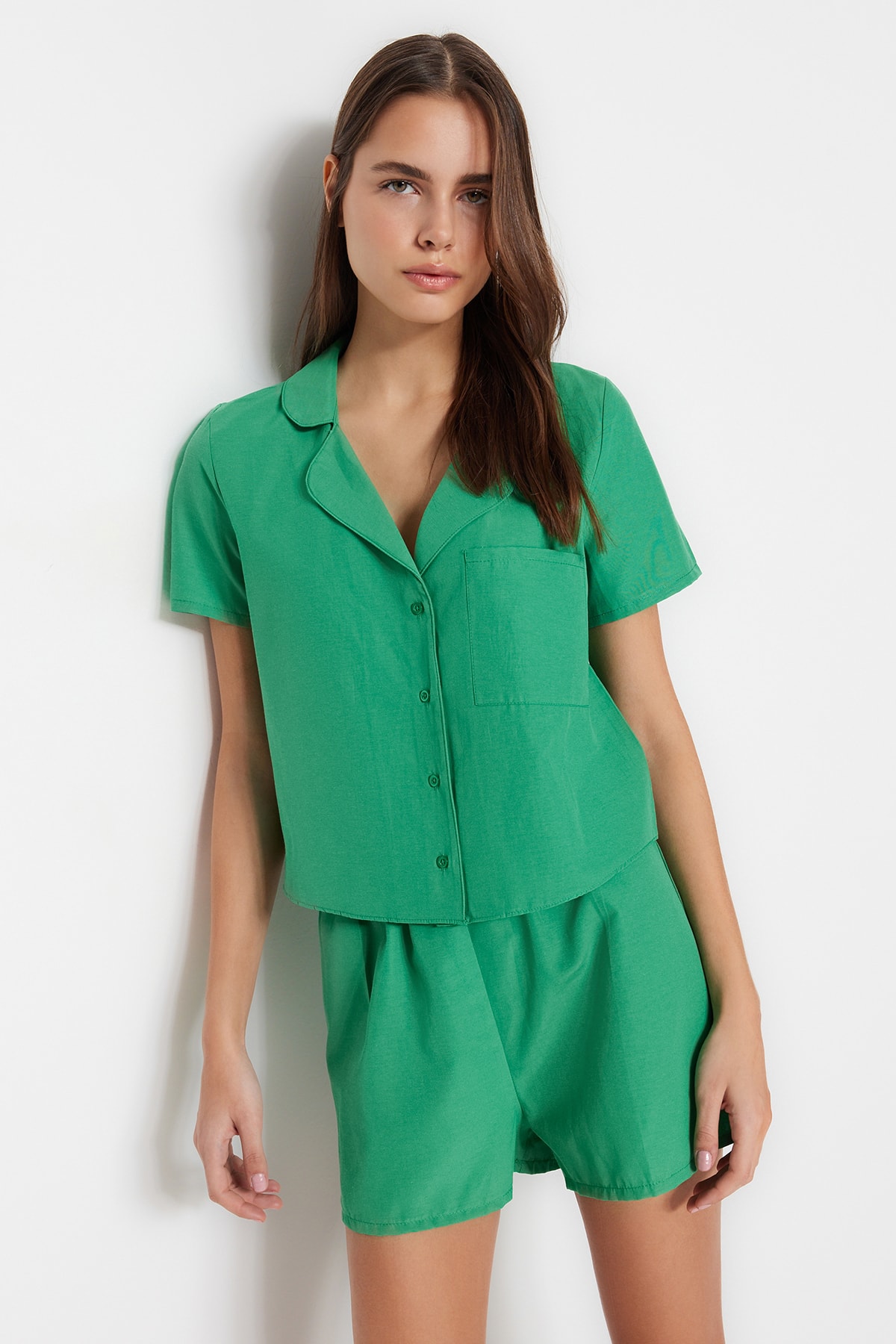 TRENDYOLMİLLA Yeşil Terrycotton Gömlek-Şort Dokuma Pijama Takımı THMSS23PT00132