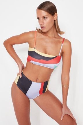 TRENDYOLMİLLA Renkli Soyut Desenli Yüksek Bel Bikini Altı TBESS22BA0014