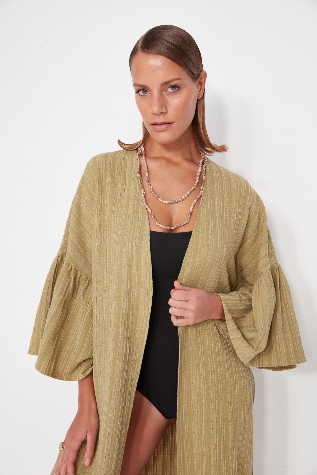 Trendyol Collection-Kimono și caftan în amestec de in, țesute maxi cu brâuri kaki TBESS23KM00028 2