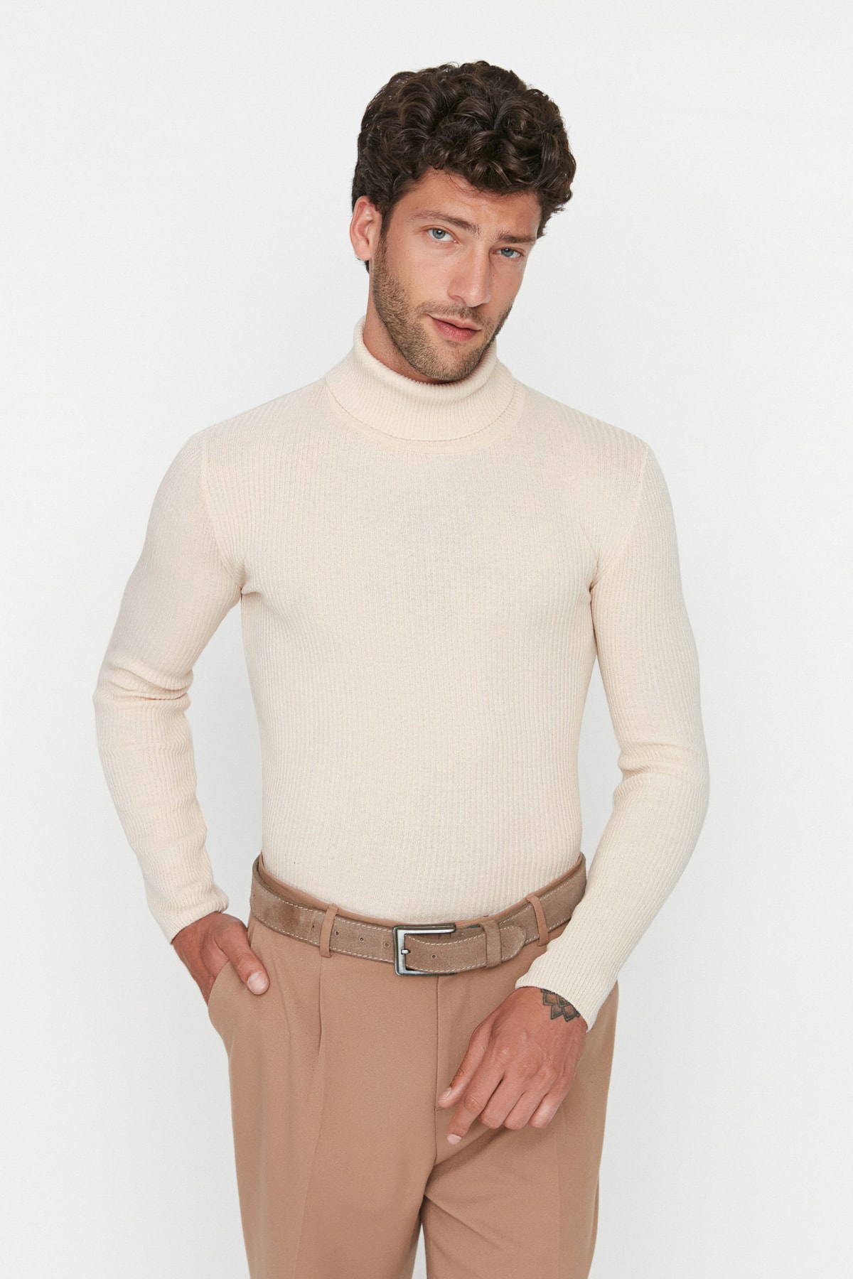 Trendyol Collection Sweater - Ecru - Fitted