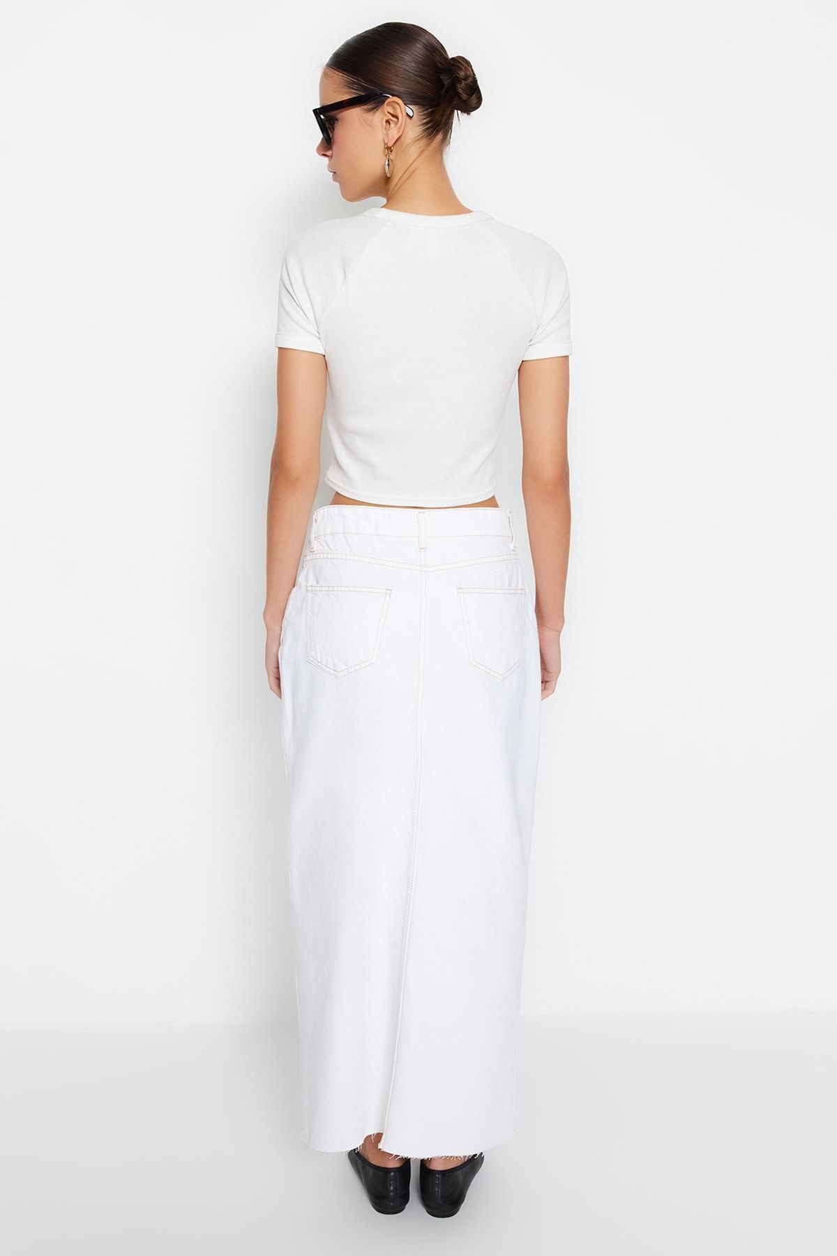 Trendyol Collection-Weißer geschlitzter Maxi-Jeansrock TWOSS23ET00290 4