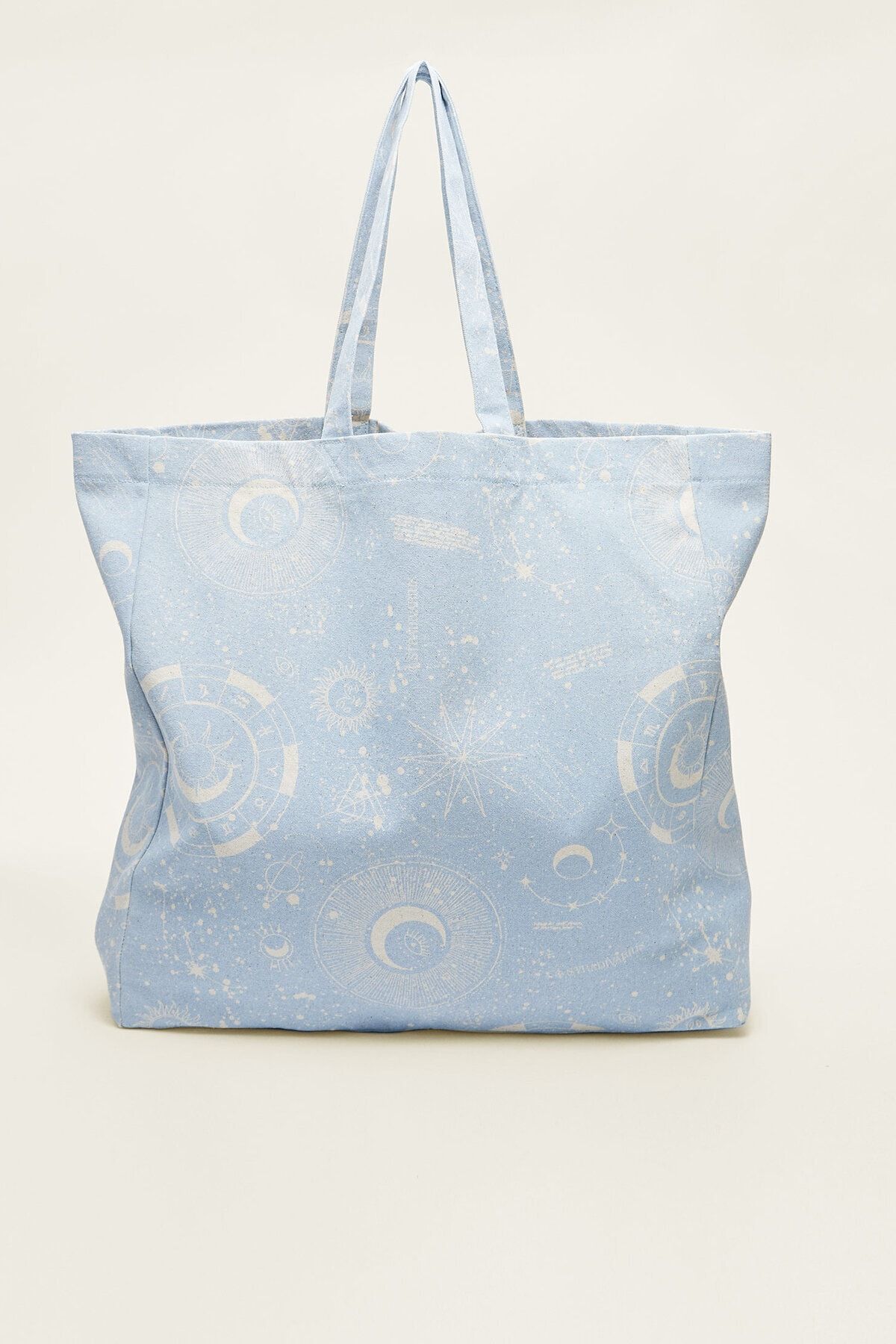 It hotsell bag stradivarius