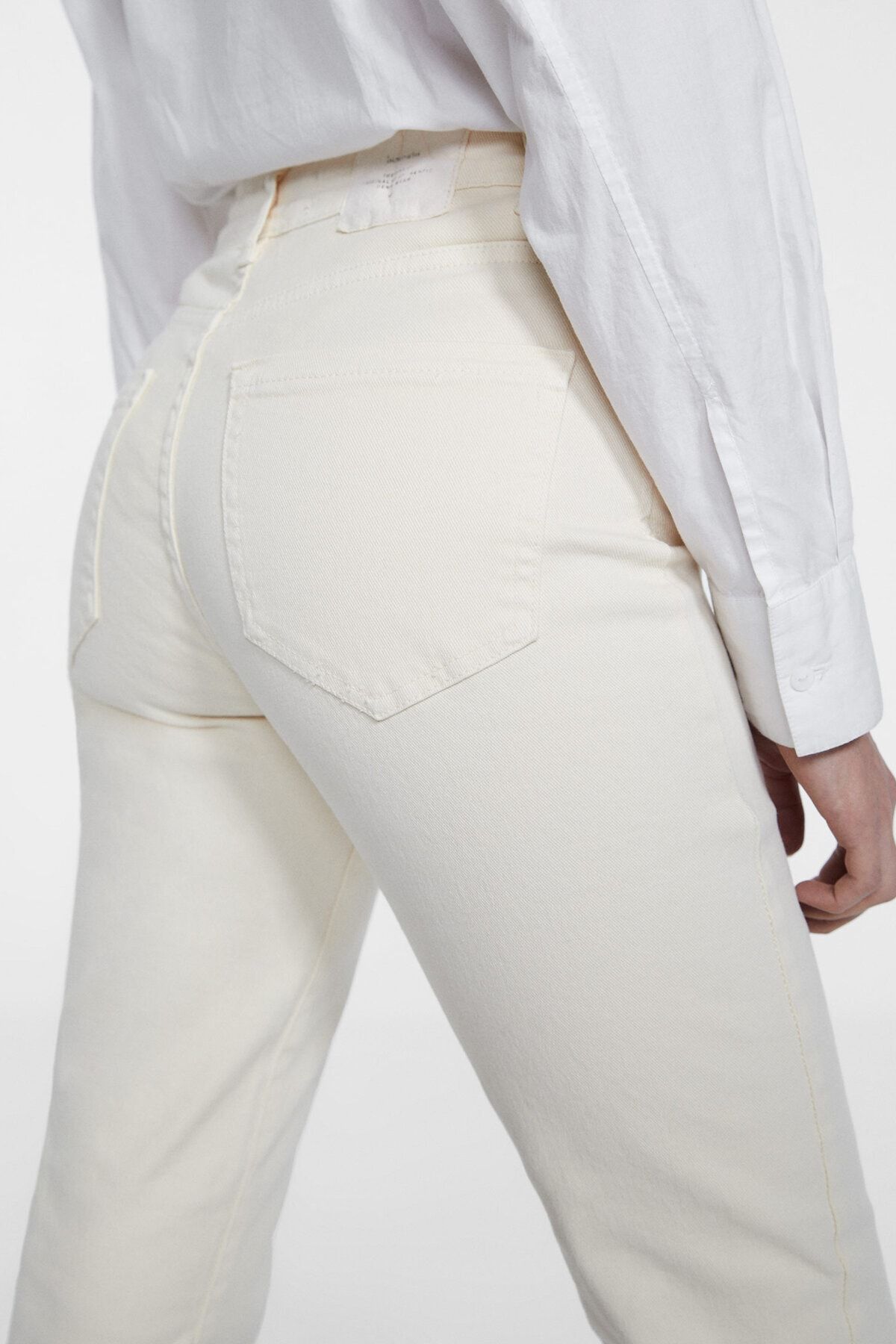 شلوار جین اسلیم فیت مدل مام جین زنانه استرادیواریوس Stradivarius (برند اسپانیا)
