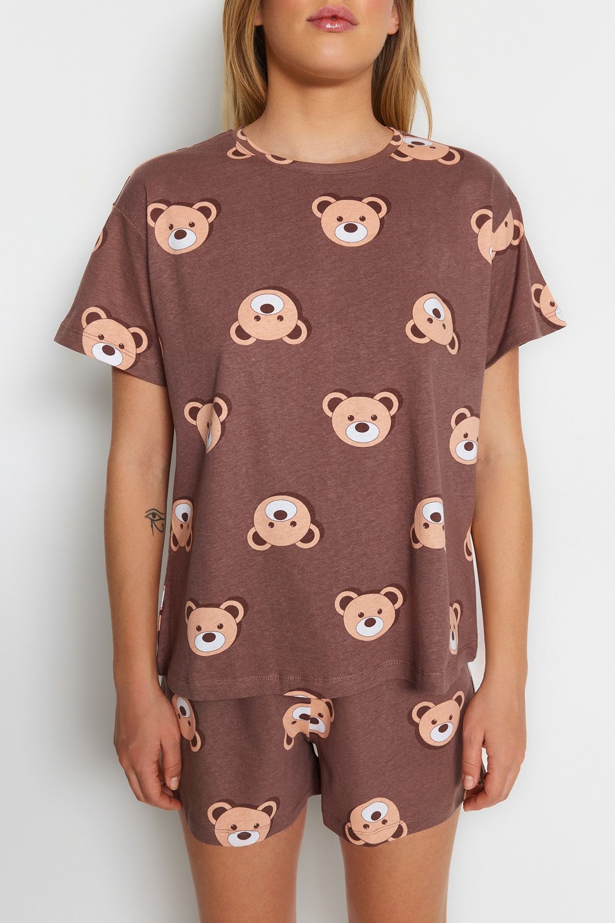 Trendyol Collection-Braunes Pyjama-Set mit Teddybär-Shorts aus 100 % Baumwolle – THMSS23PT00005 4