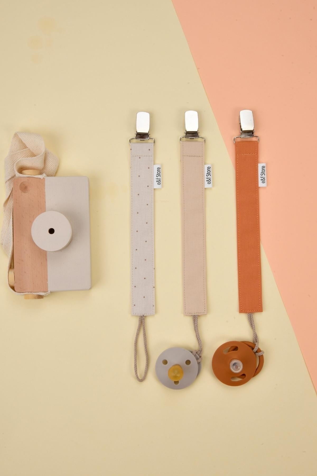 e&f Store 3'lü Puantiyeli Vizon Bej Somon Emzik Askısı Seti - %100 Pamuk Kumaş - 3'lü Emzik Zinciri Seti