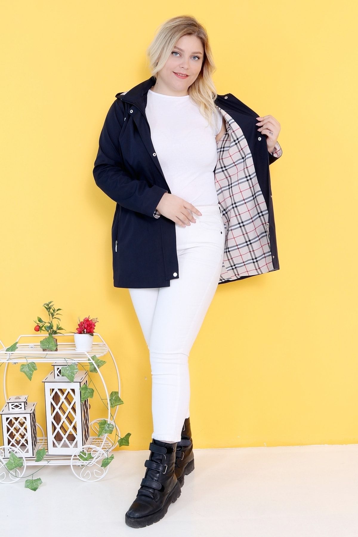 TUTveAL Collection Women s Water Resistant Plus Size Trench Coat Short Hooded Trench Coat Bonded Fabric Inside Plaid Trench Coat