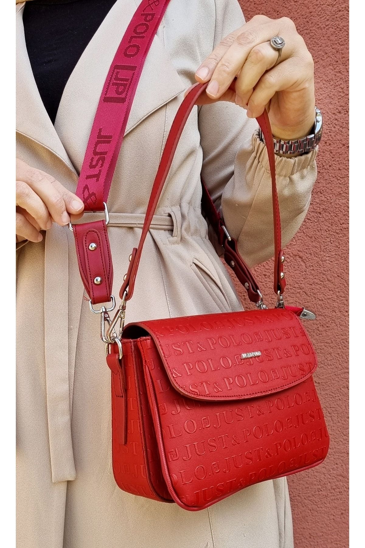 Ralph lauren best sale red crossbody bag