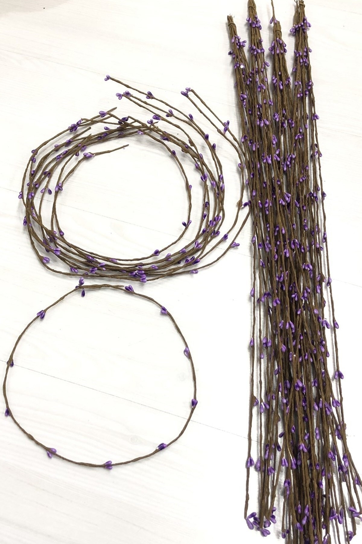 Seeded Wire Crown
