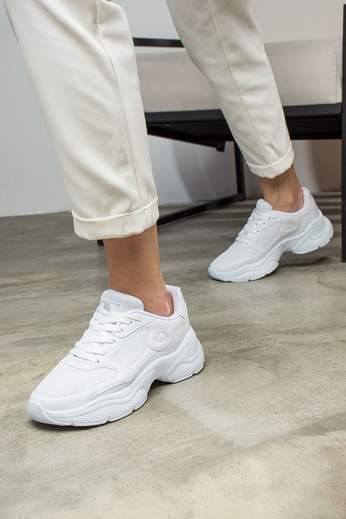 White chunky trainers womens on sale