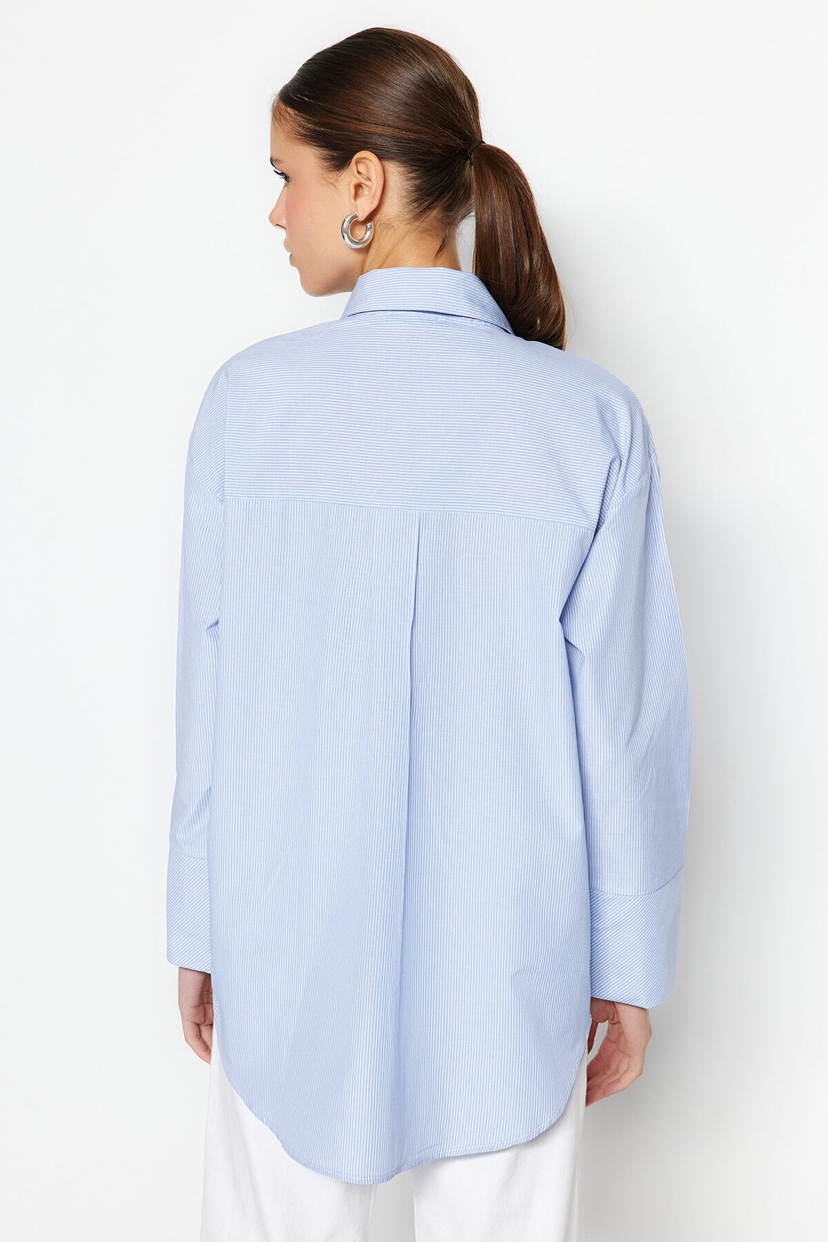 Trendyol Modest-Hellblaues Hemd aus gewebter Baumwolle mit breiten Manschetten und Streifen TCTSS23TG00034 6