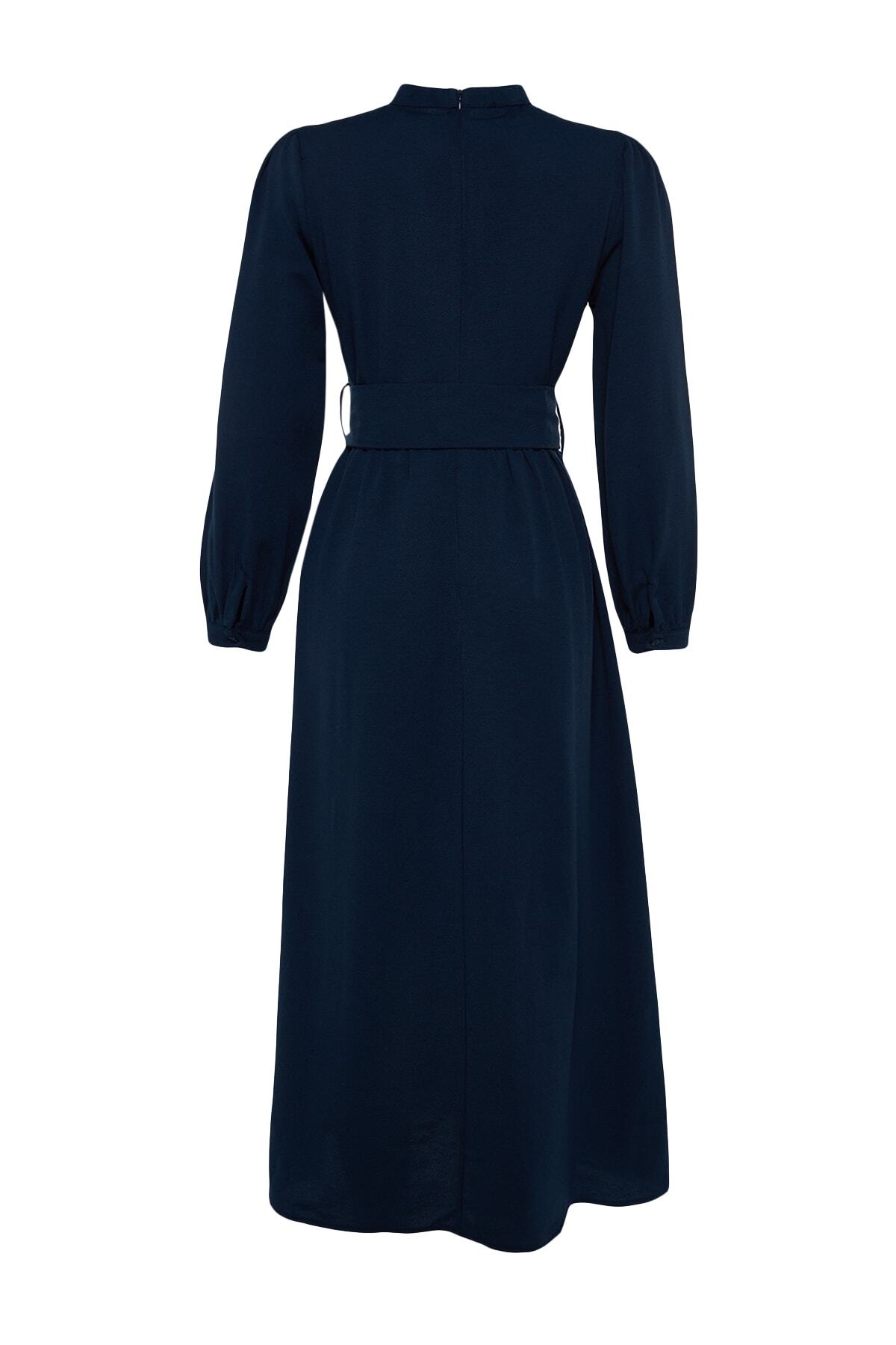 Trendyol Modest-Rochie țesută cu aspect de in albastru bleumarin, cu curea, guler ridicat TCTSS23EB00018 9