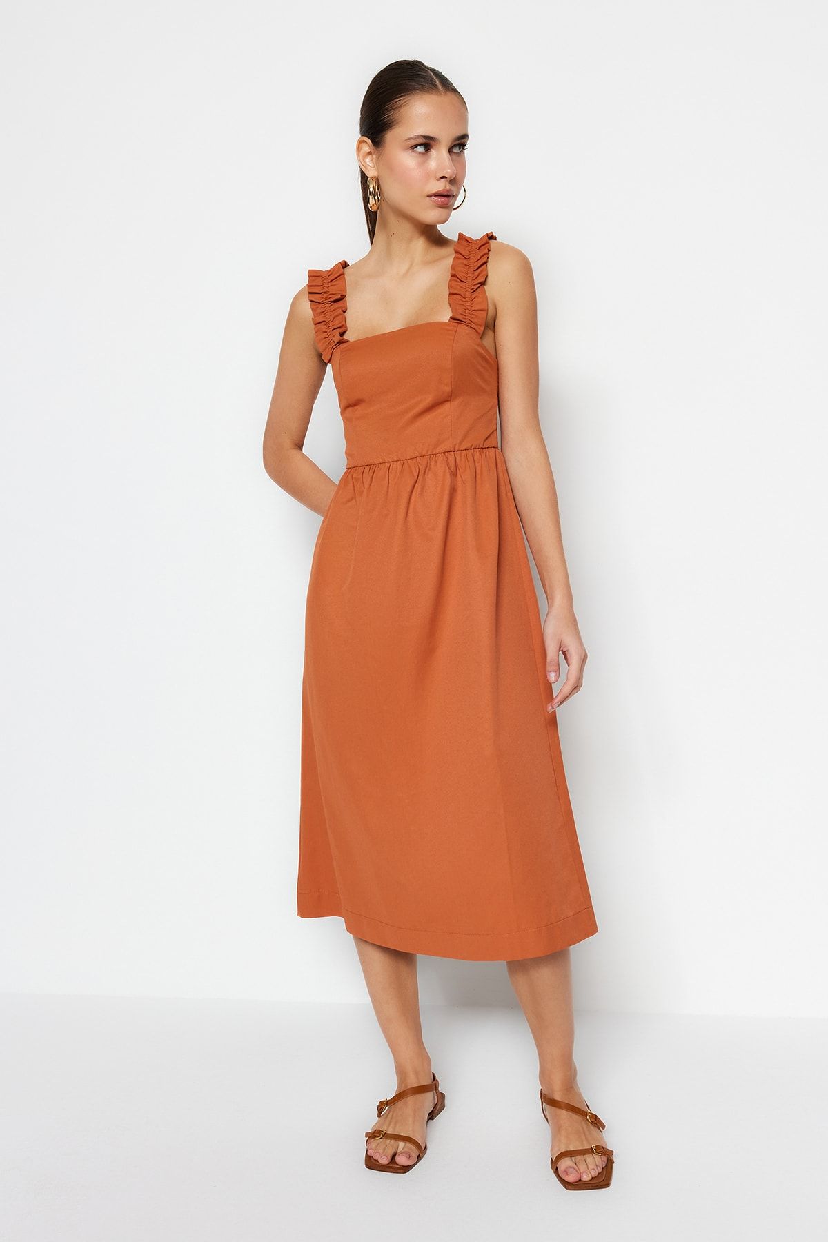 Trendyol Collection Kleid Braun Skater Fast ausverkauft