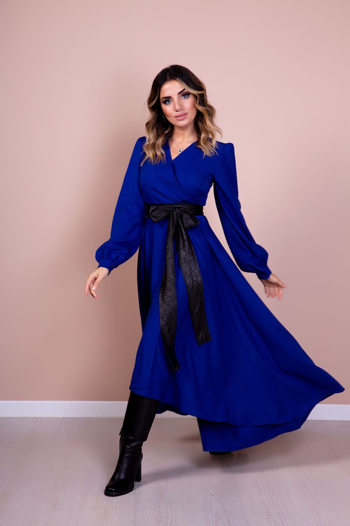 V neck long outlet sleeve belted maxi dress