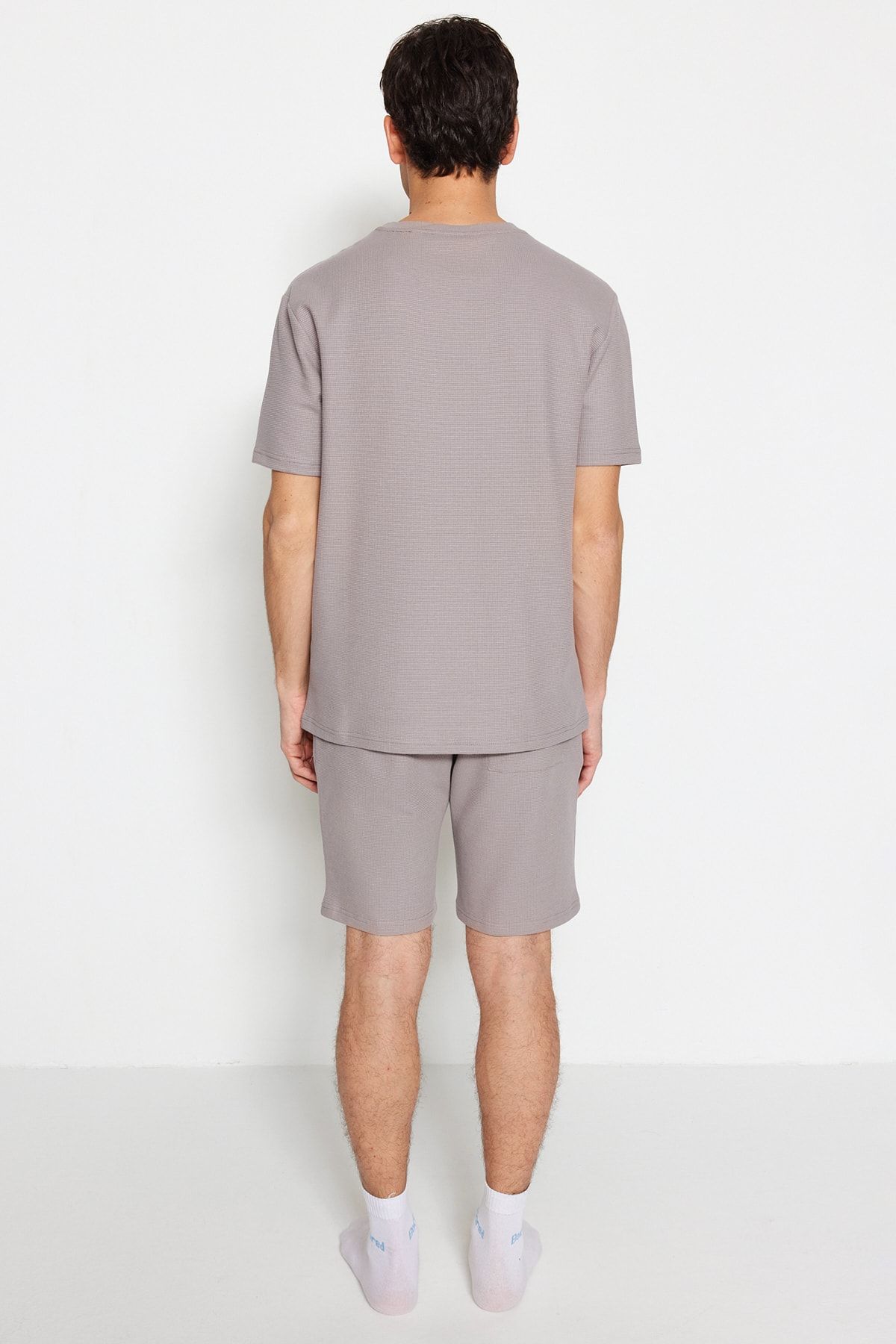 Trendyol Collection-Šedá sada pletených šortek Regular Fit Pyžamo TMNSS23PT00032 5