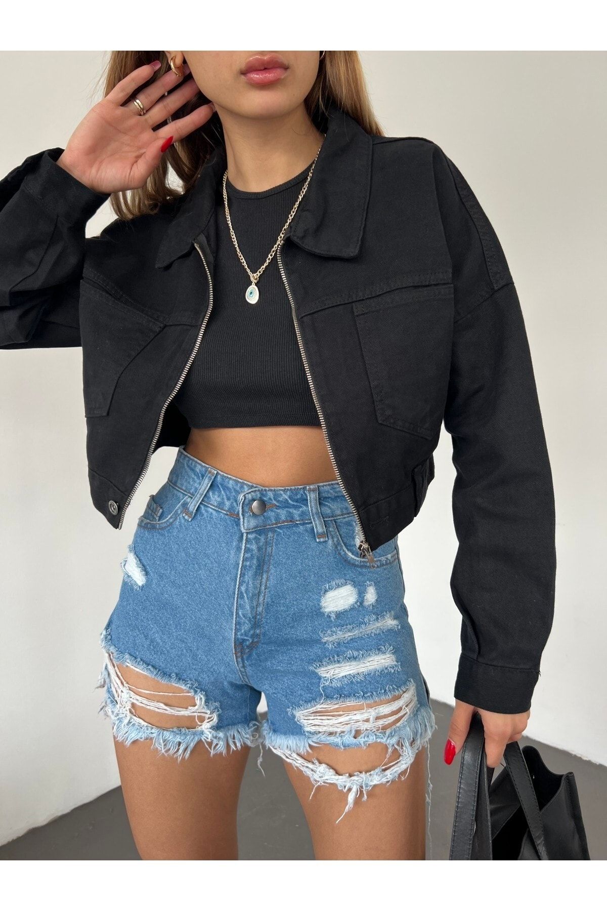 Fav Style Women s Zipper Closure Double Pocket Crop Denim Jacket Black