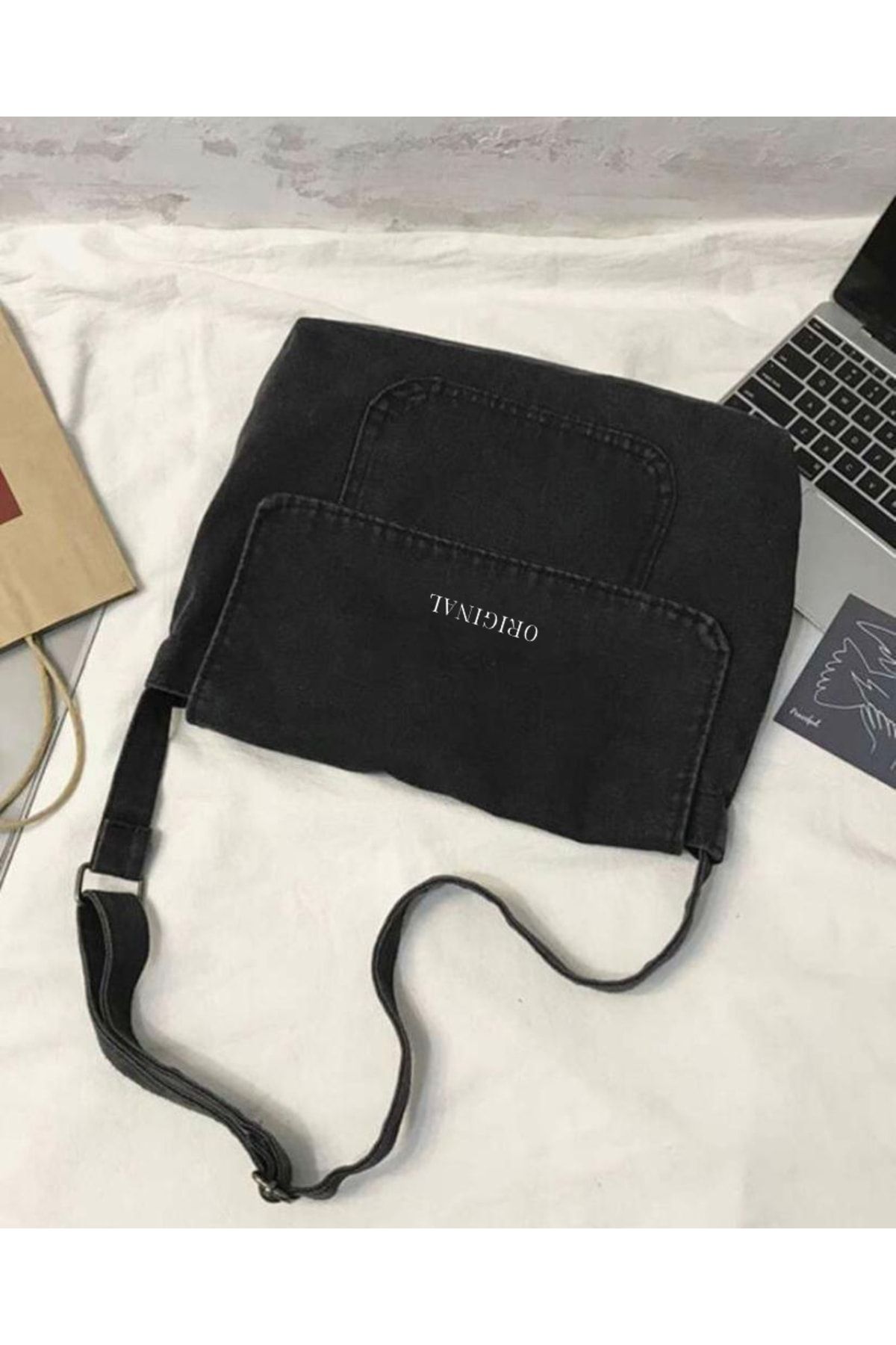 DEFLİNMODA Orıgınal Baskılı Postacı Model Çapraz Kot Çanta