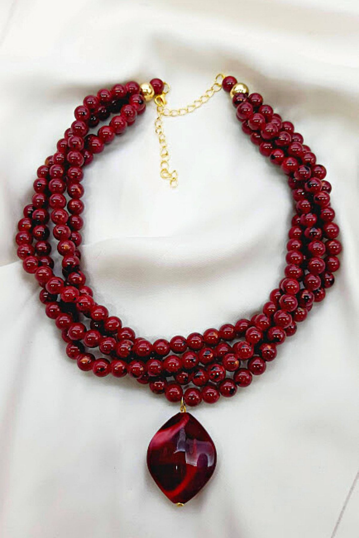 PETEK AKSESUAR Multiple Ala at Bead Acrylic Necklace Trendyol