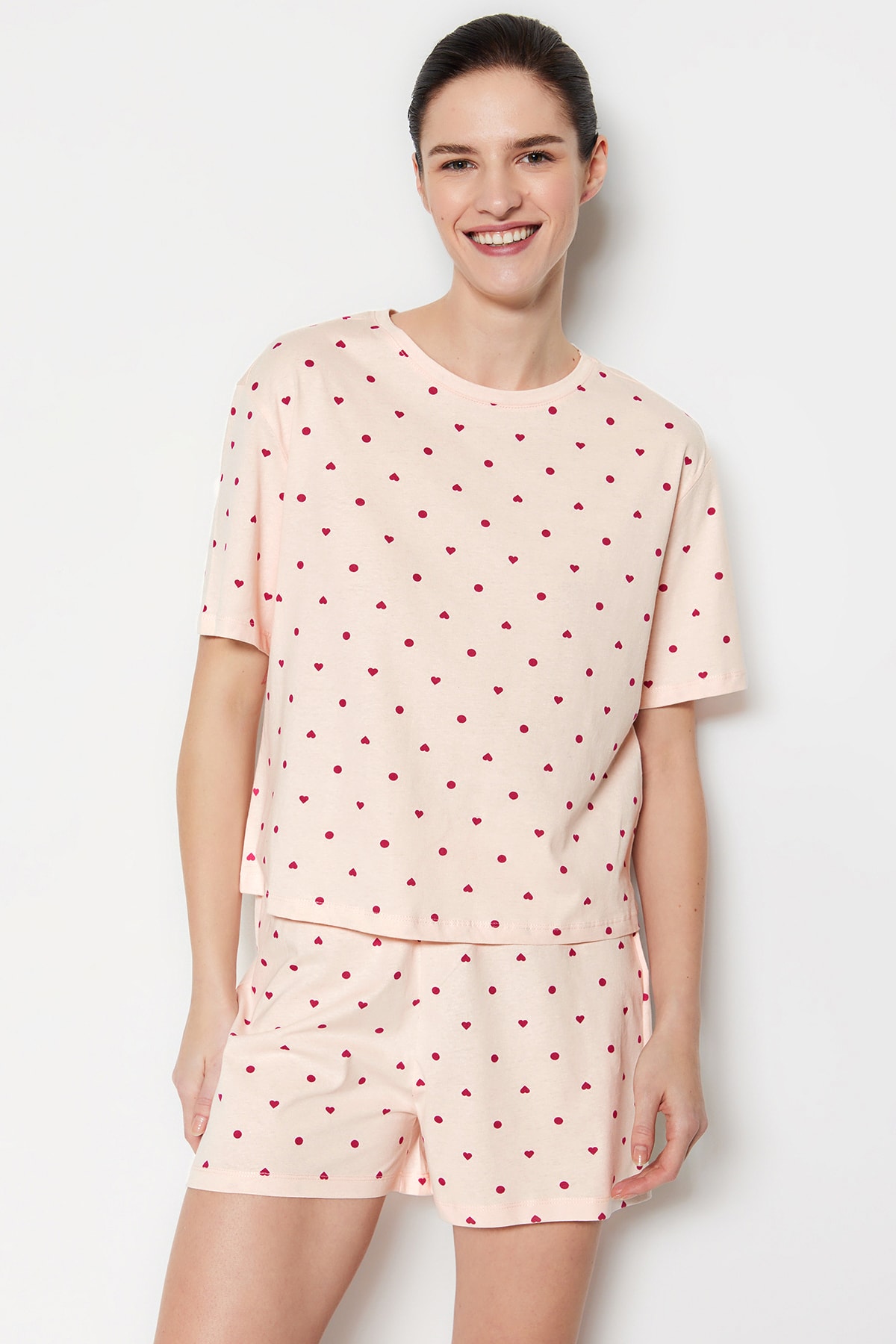 Trendyolmilla  Açık Pembe %100 Pamuklu Puantiyeli ve Kalpli Şortlu Örme Pijama Takımı THMSS21PT1485 - Görsel 3