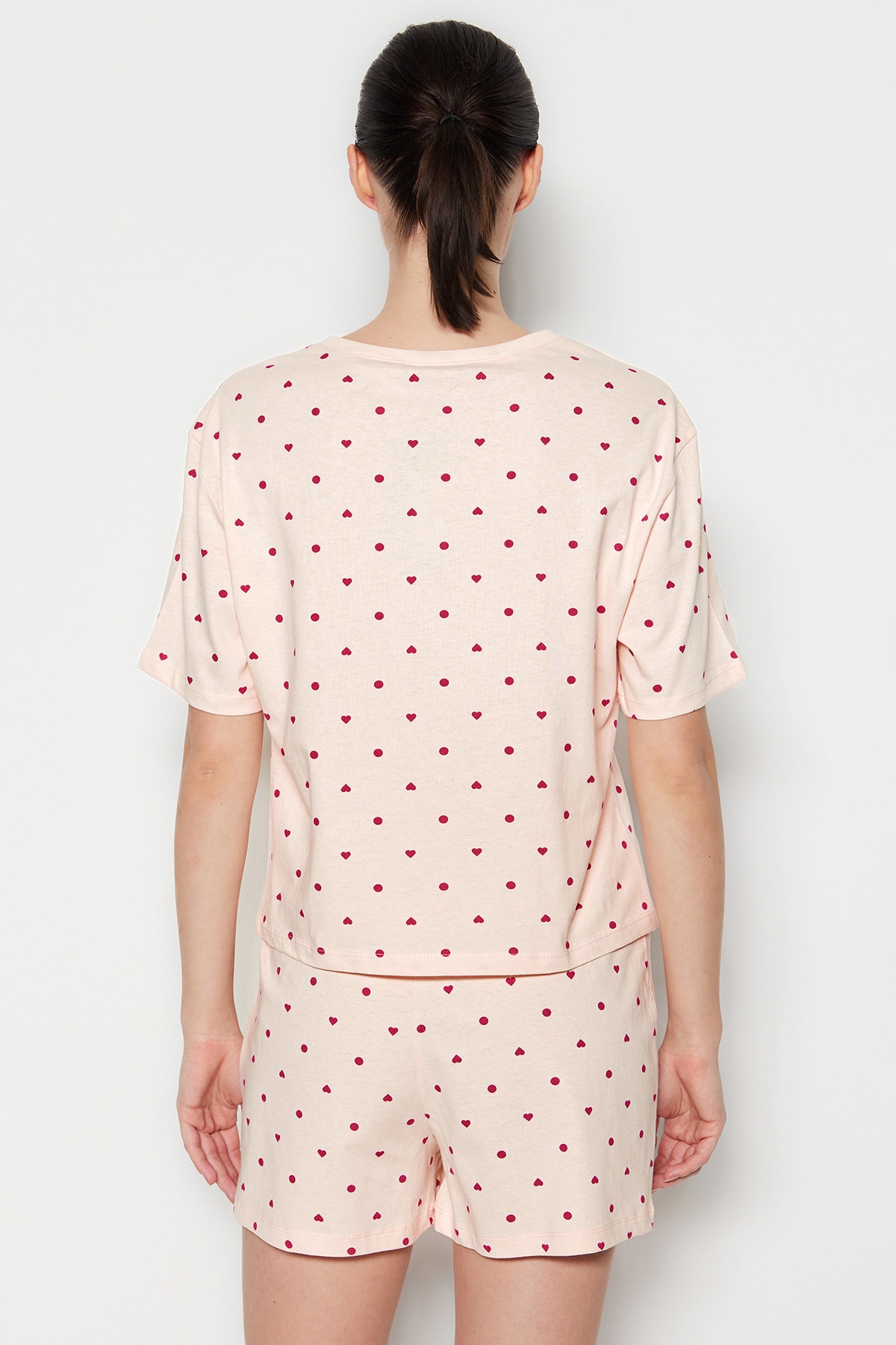Trendyolmilla  Açık Pembe %100 Pamuklu Puantiyeli ve Kalpli Şortlu Örme Pijama Takımı THMSS21PT1485 - Görsel 6