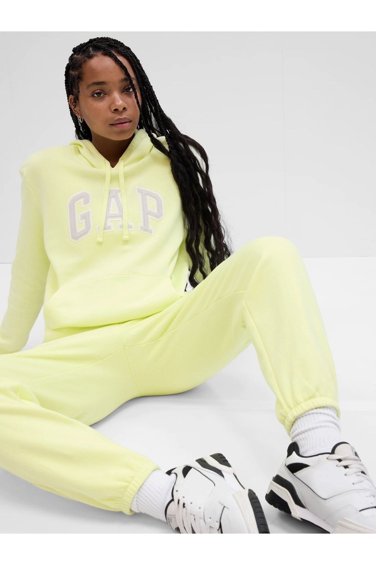 GAP Kad n Sar Logo Kap onlu Sweatshirt 463506 OnuAl Fiyat Ar ivi