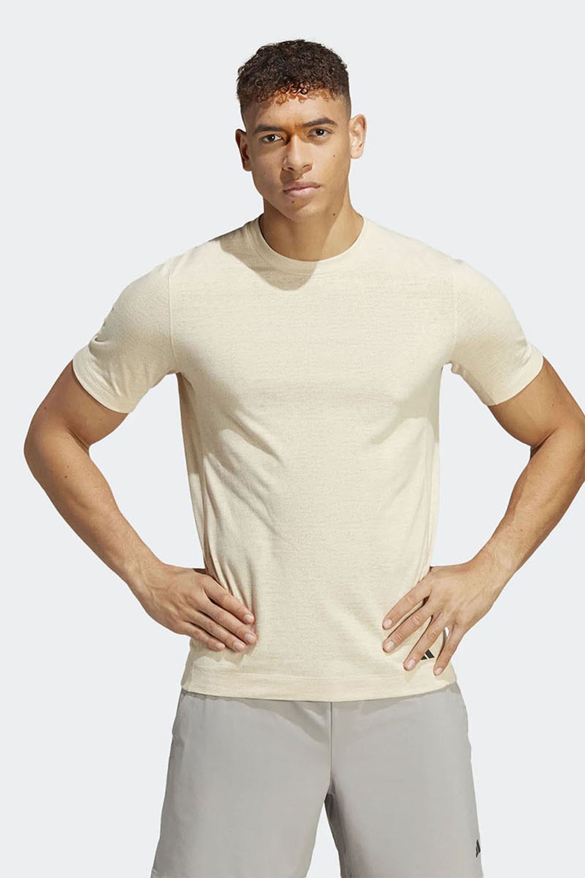 adidas Erkek Günlük T-shirt Yoga Tee Ib8959