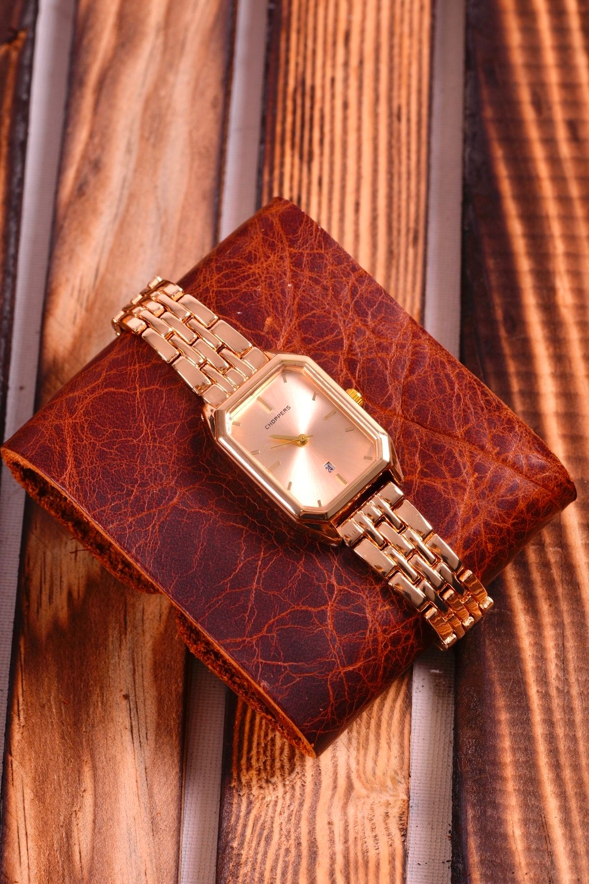 Gold hot sale metal watch