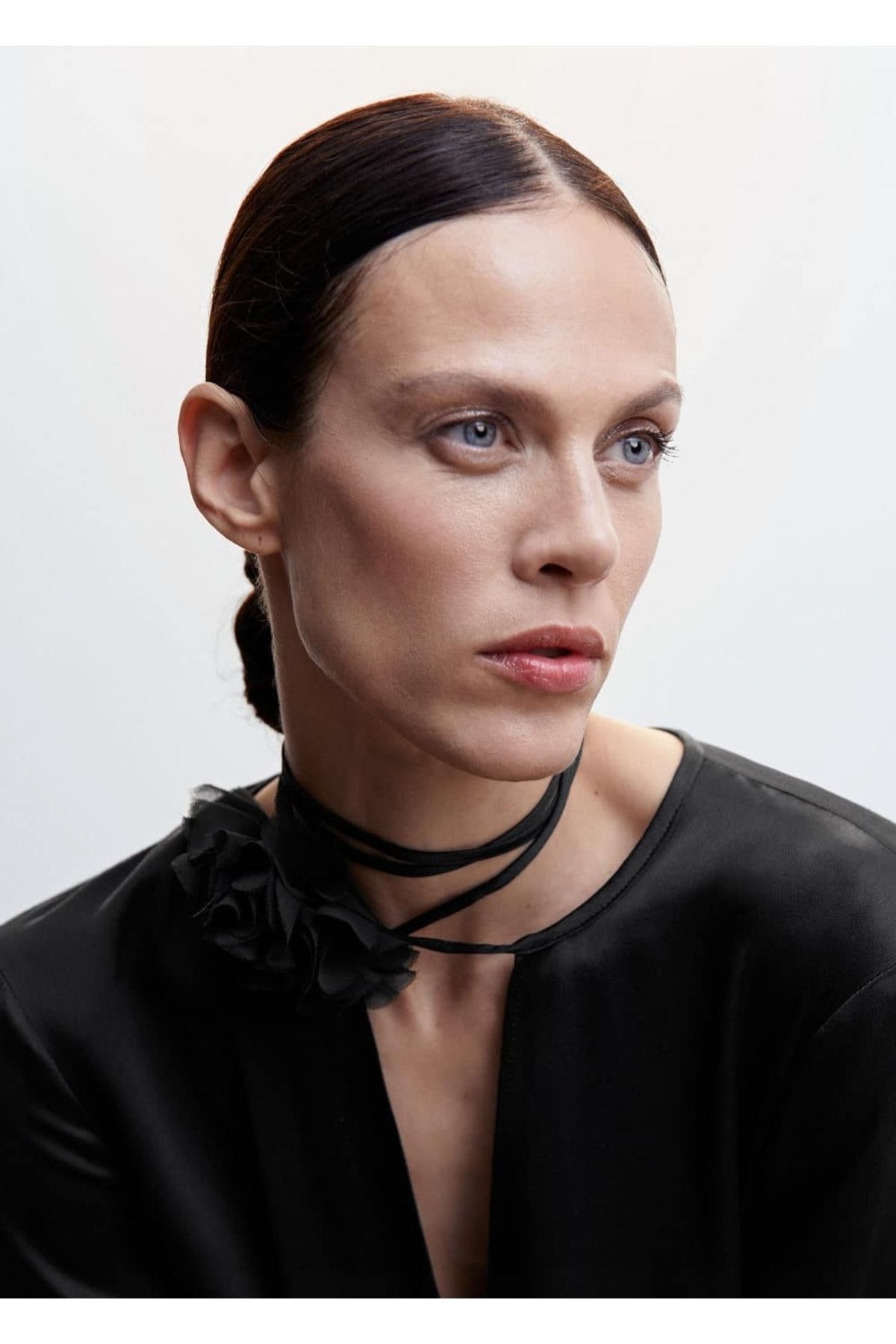 MANGO Woman-Kvetinový detailný saténový overal 5