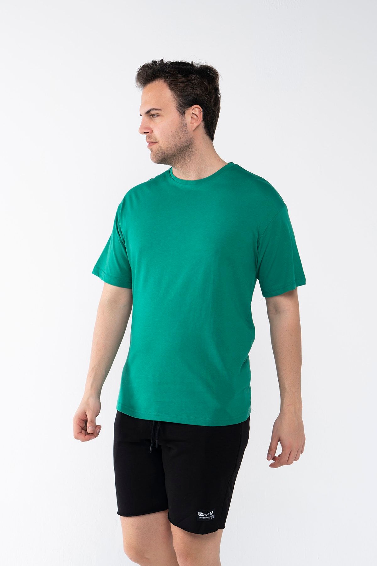 Garen shop t shirt