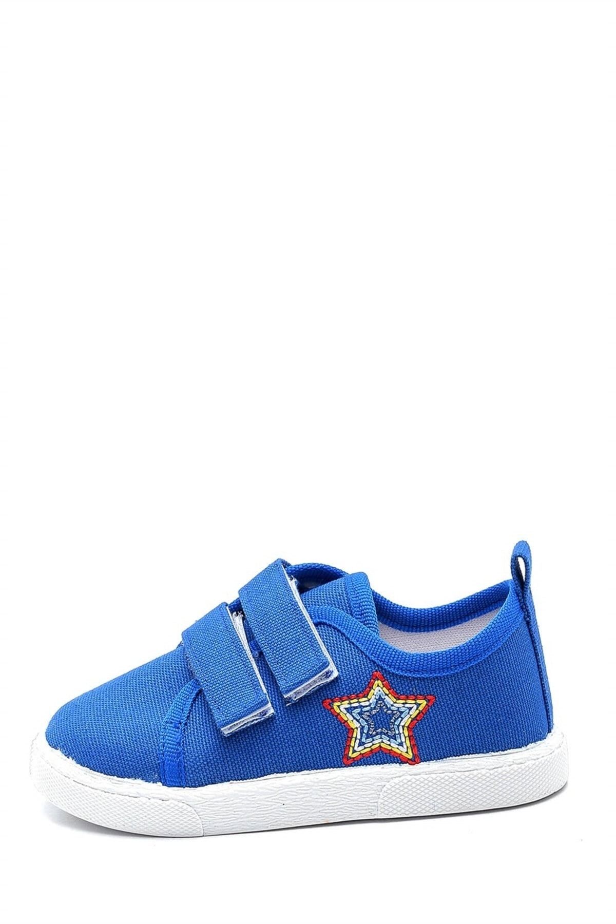 Saks kids clearance shoes