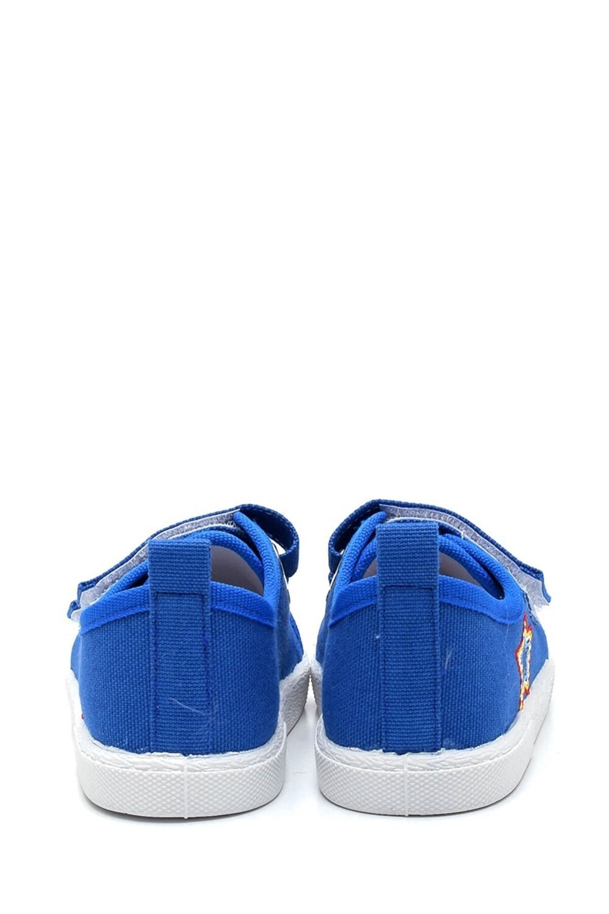 Saks kids clearance shoes