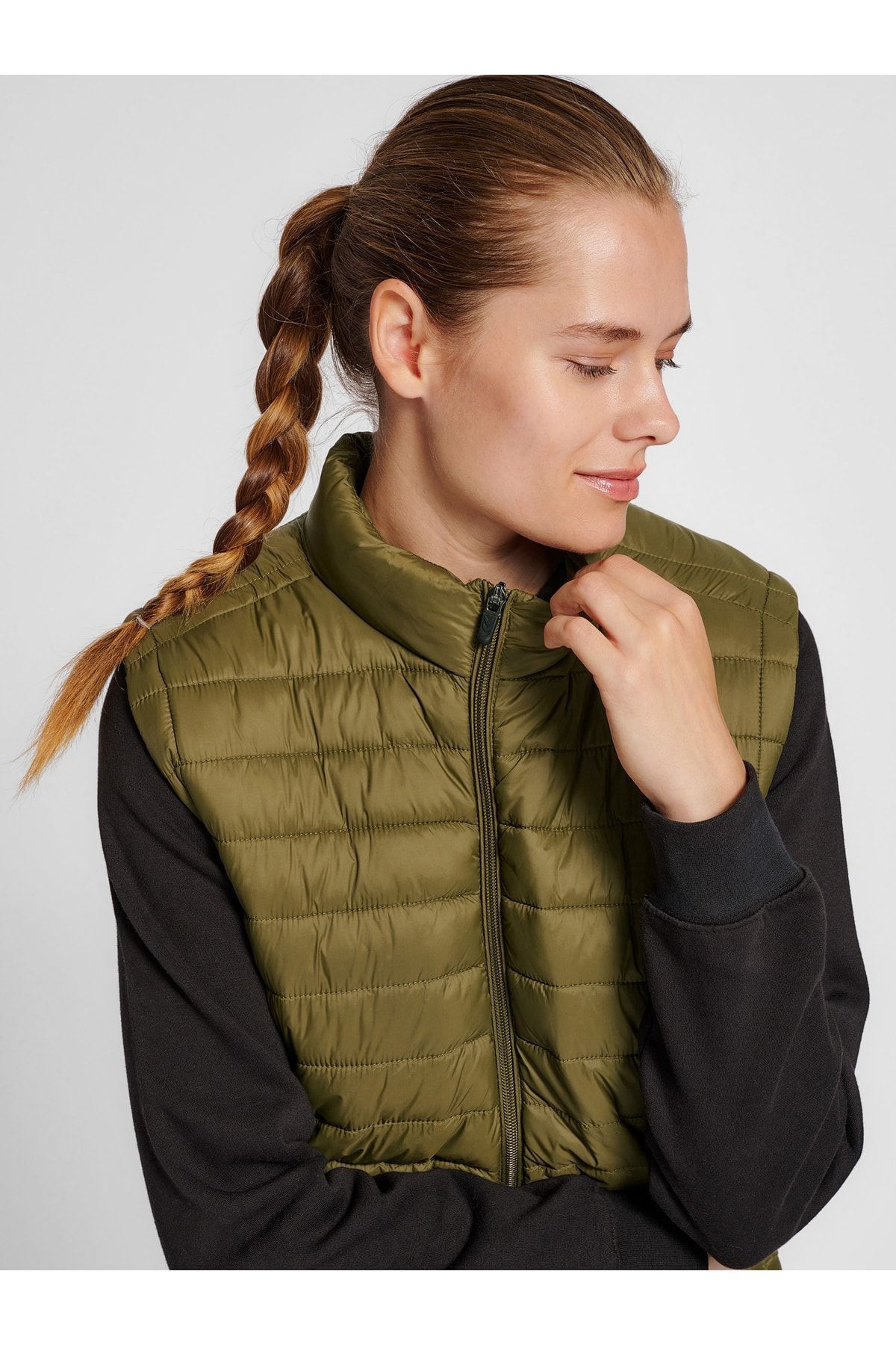 hummel-hmlRED KAPİTONE YELEK KADIN 3