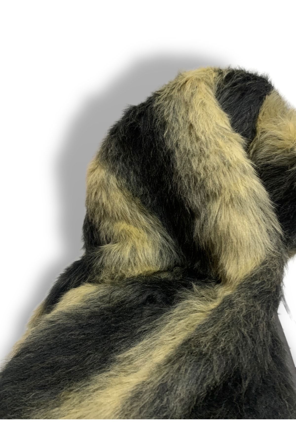 PLUSH STUDIO-Zp Long Furry, Imported Wolf Pattern Plush Fabric 100x150cm 4
