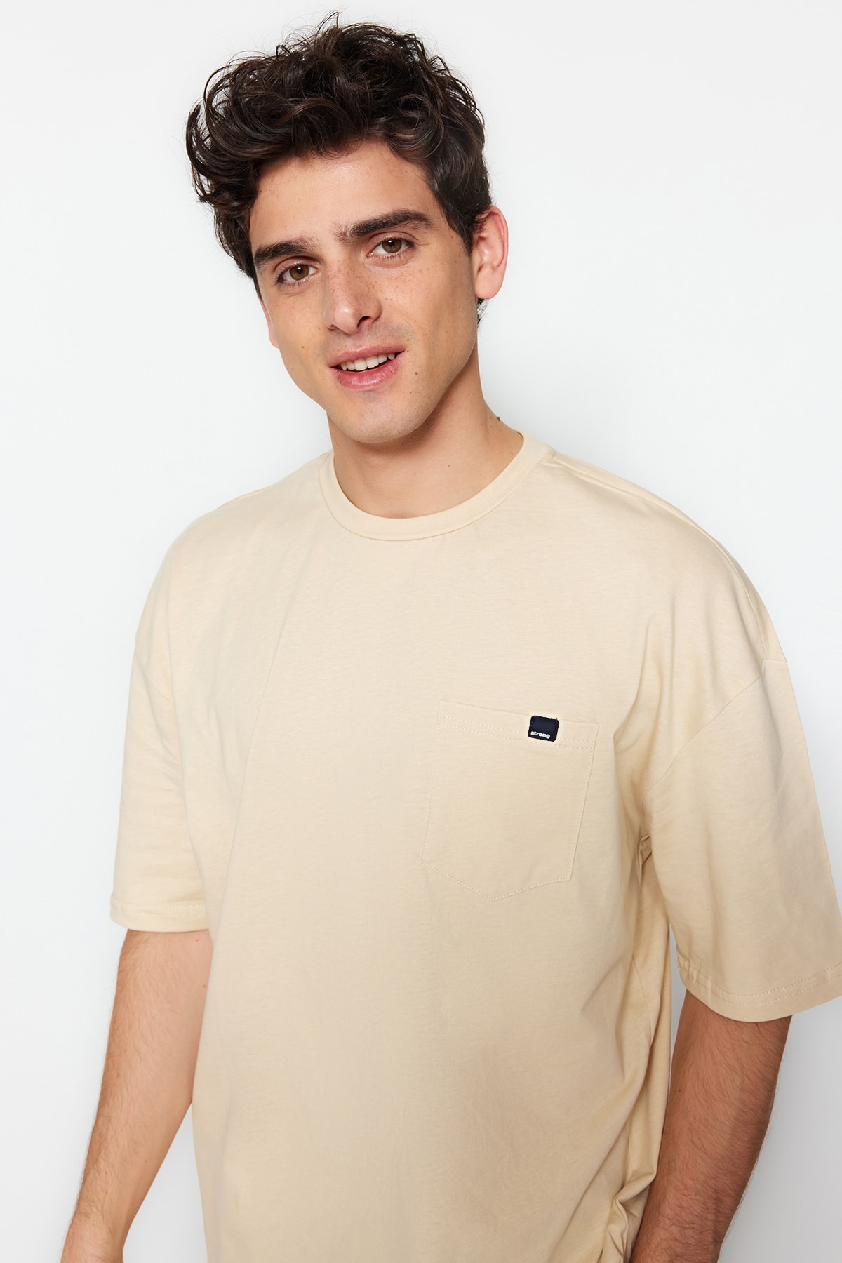 Trendyol Collection T-Shirt Grau Oversized Fast ausverkauft