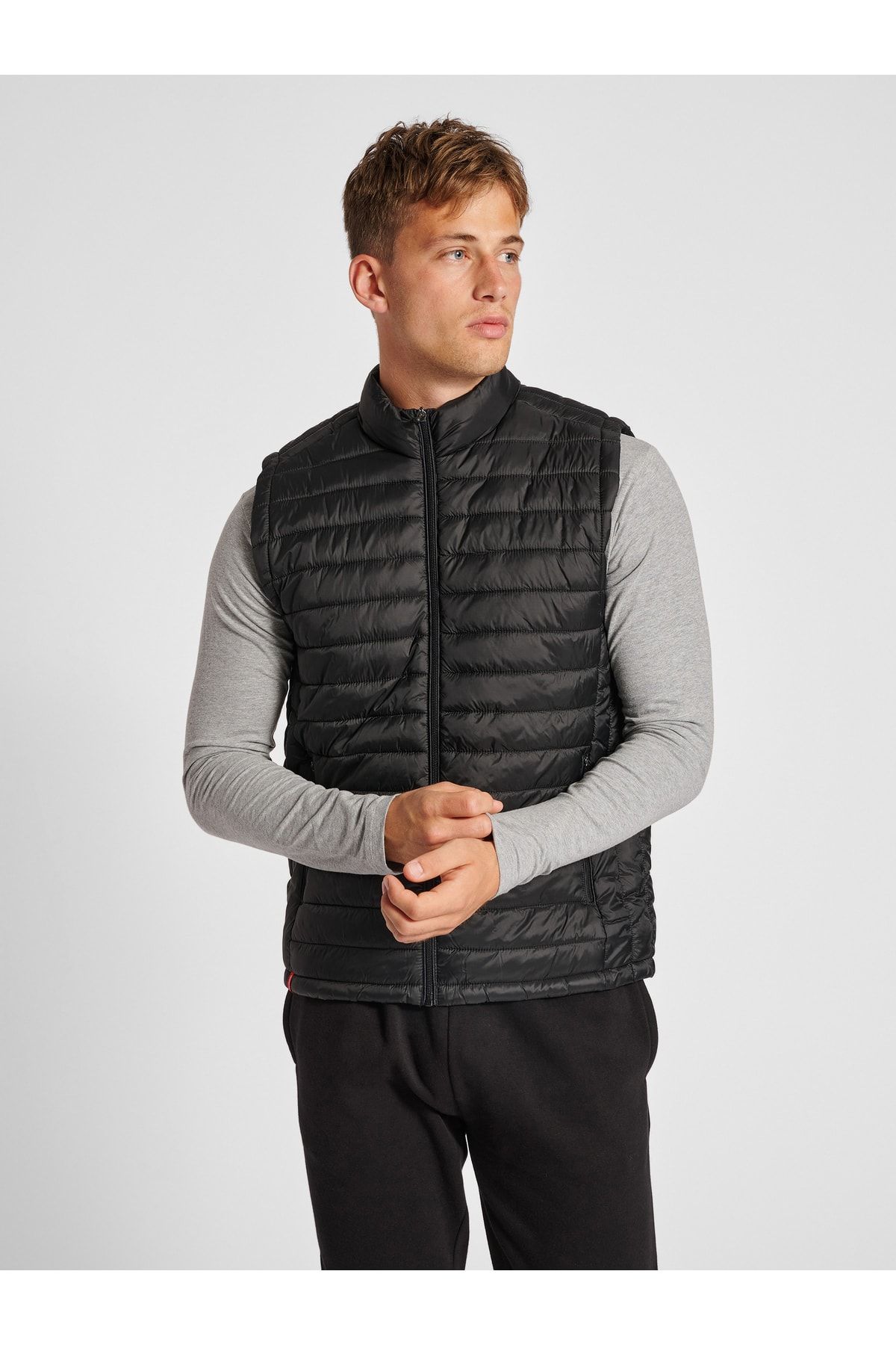 hummel-hmlKIRMIZI KAPİTONE YELEK 5