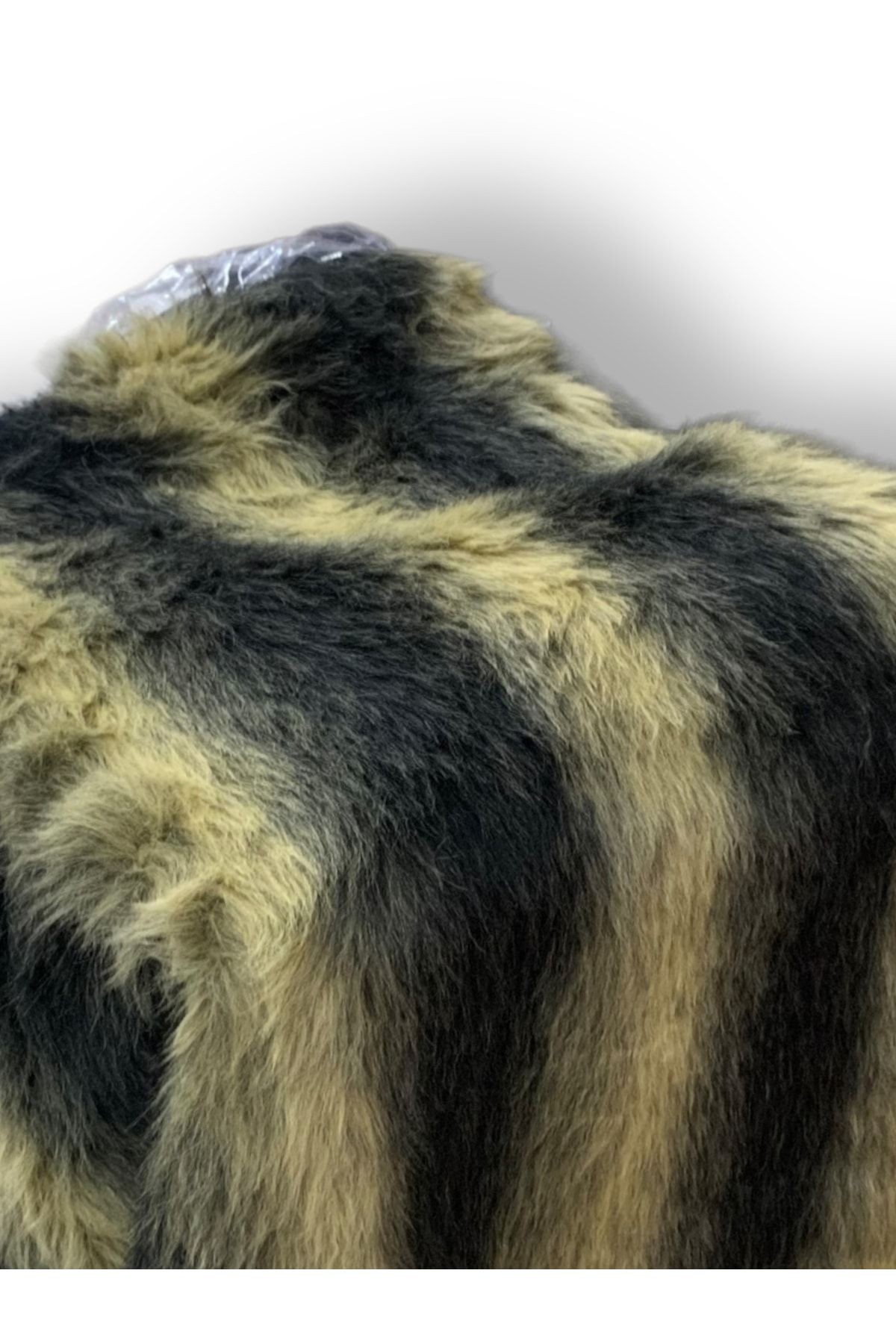 PLUSH STUDIO-Zp Long Furry, Imported Wolf Pattern Plush Fabric 100x150cm 1