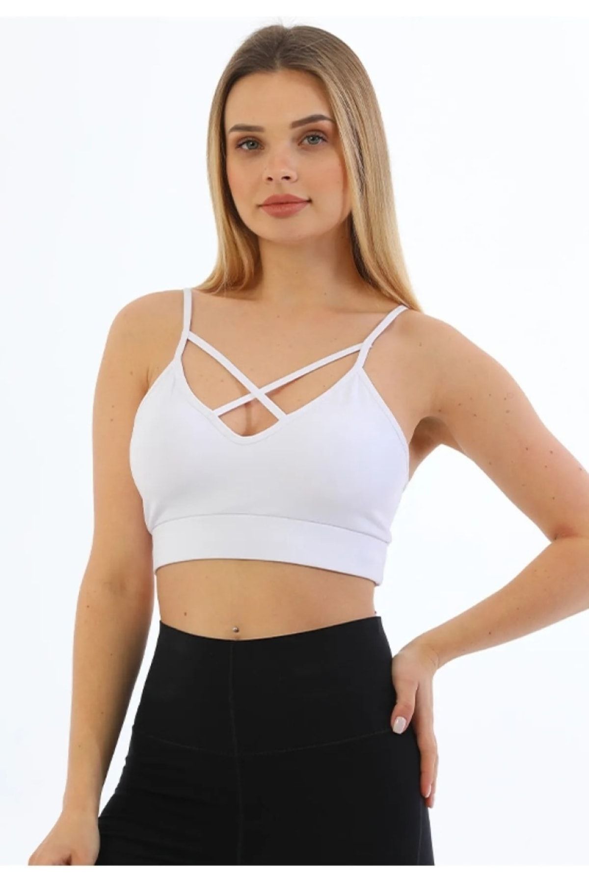 Bralette with cross shop straps in front