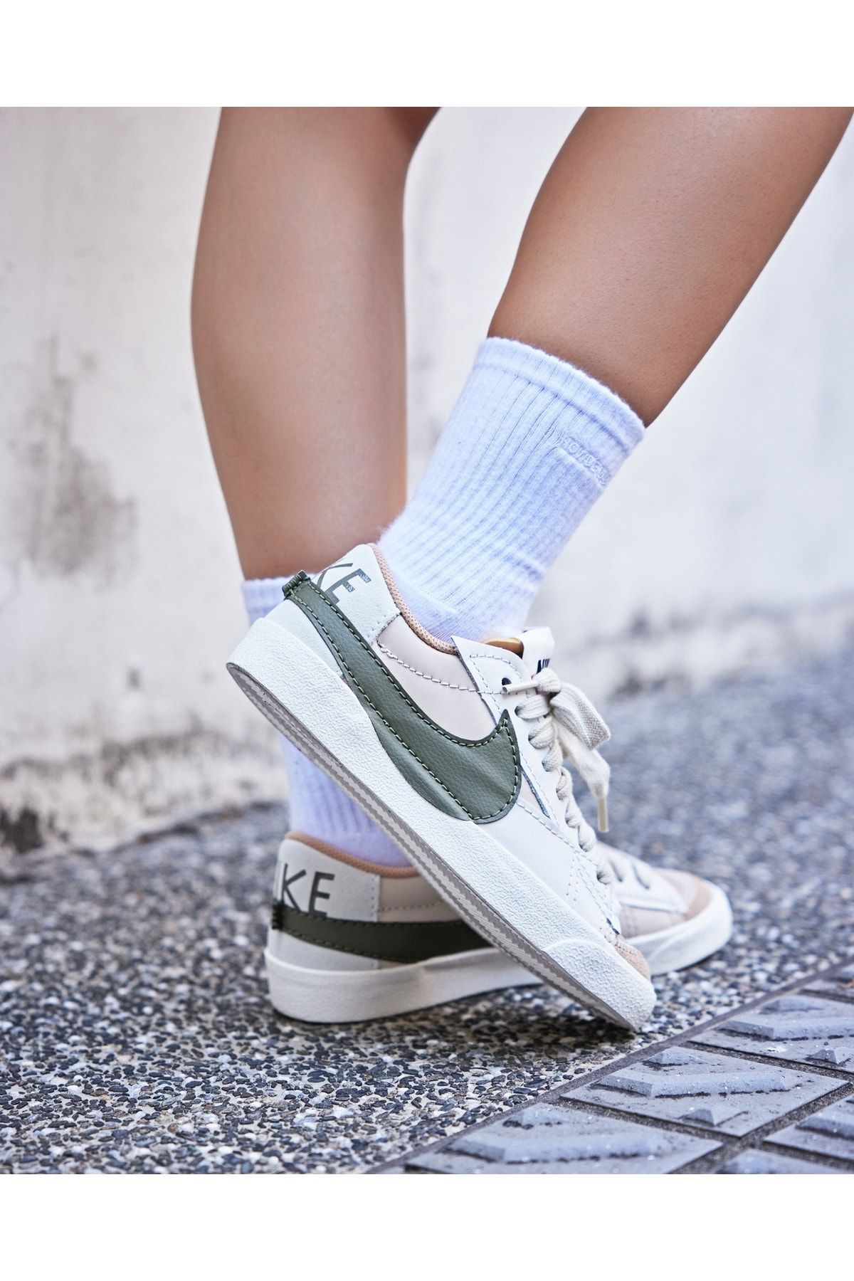 کفش زنانه W Blazer Low 77 Jumbo Nike