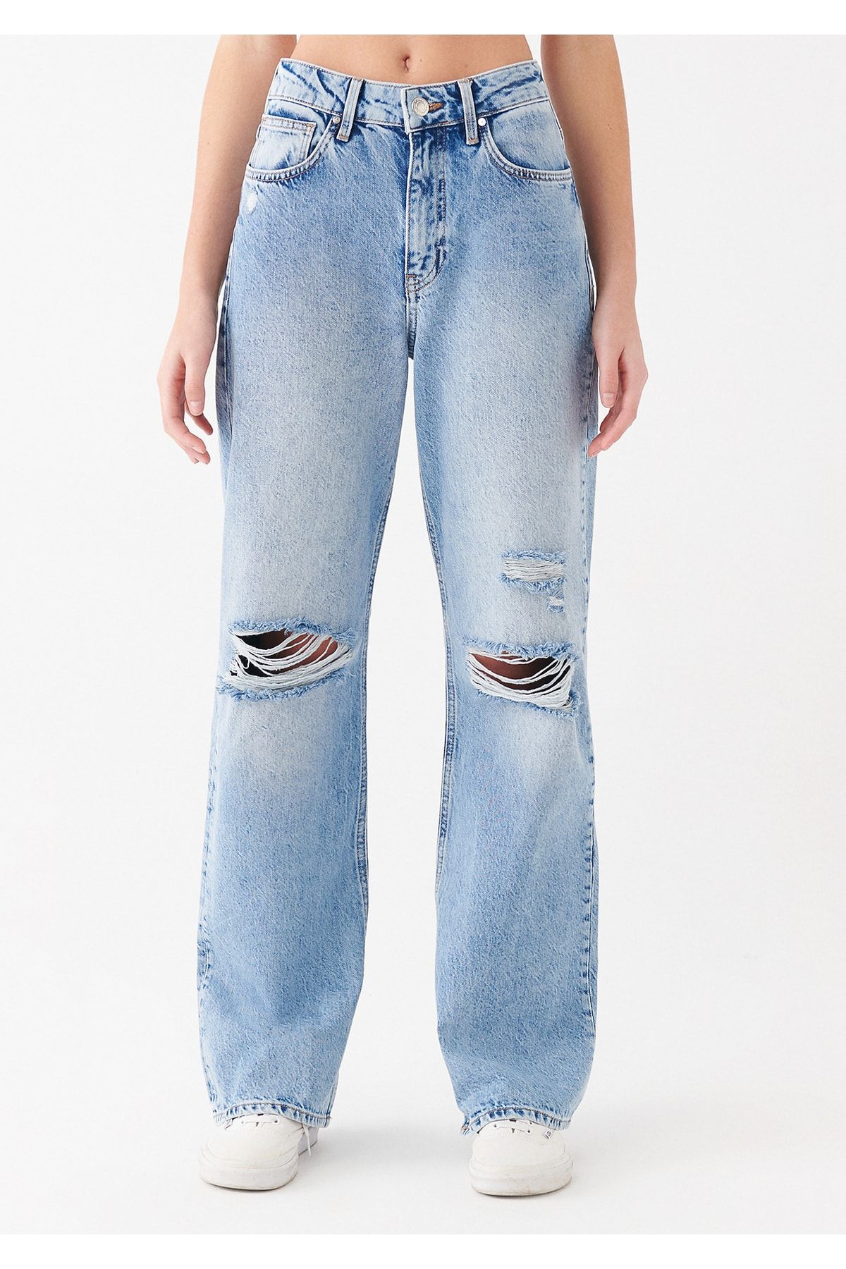 complete the look image