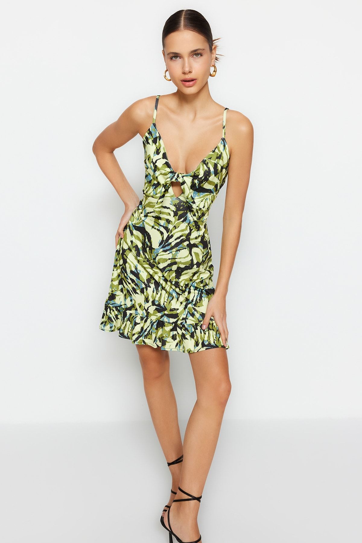 Trendyol Collection Kleid Gelb Gerüschter Saum