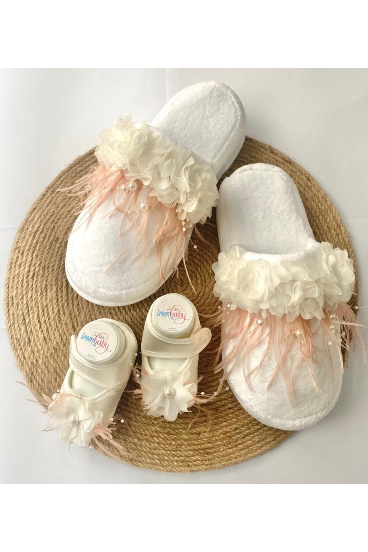 irembaby Anne Bebek Lohusa Seti Pudra Pembe Tüylü Incili Terlik Bebek Ayakkabısı Lohusa Takımı Çekim-mevlüt fotoğrafı 2 (önizleme)
