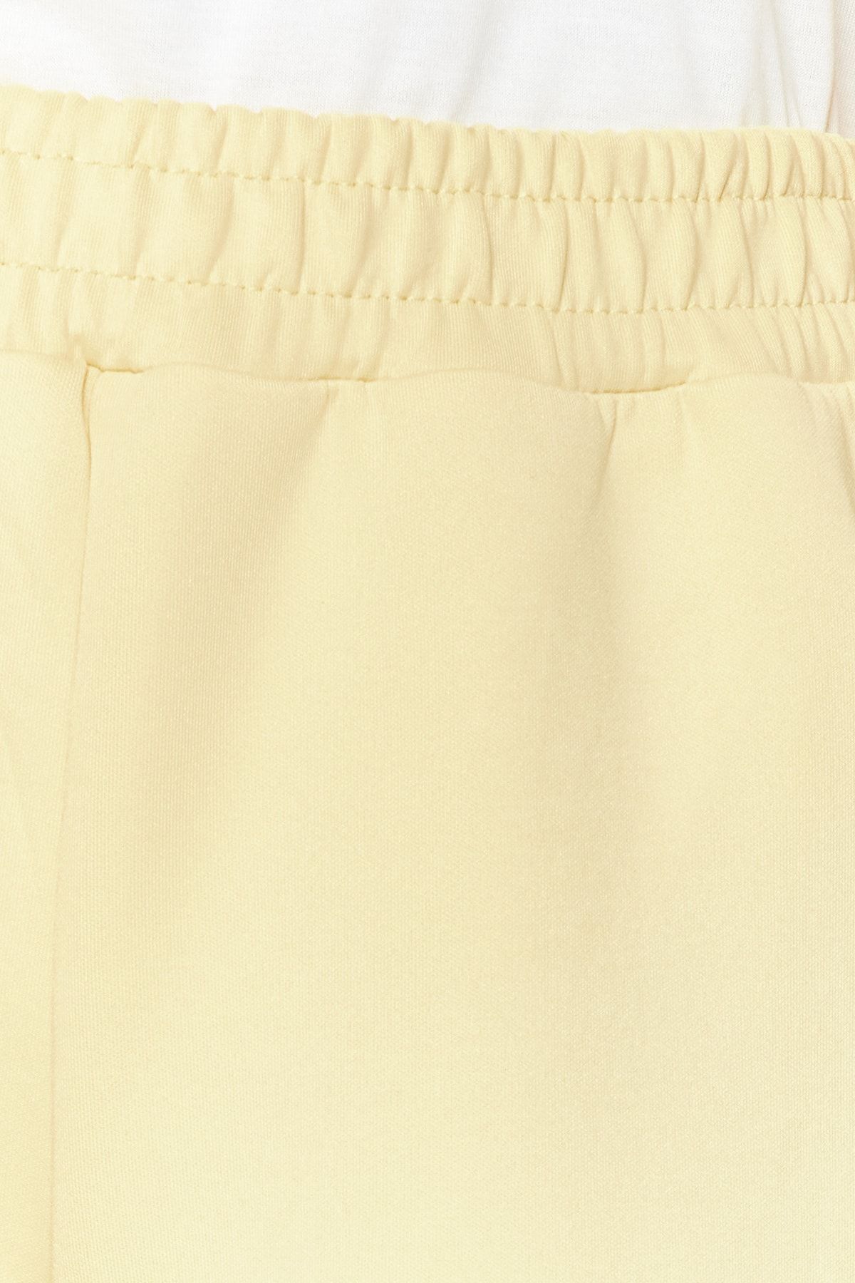 Trendyol Modest-طقم قميص وبنطلون من قماش سكوبا - أصفر، تفاصيل الجيب TCTSS23US00011 5