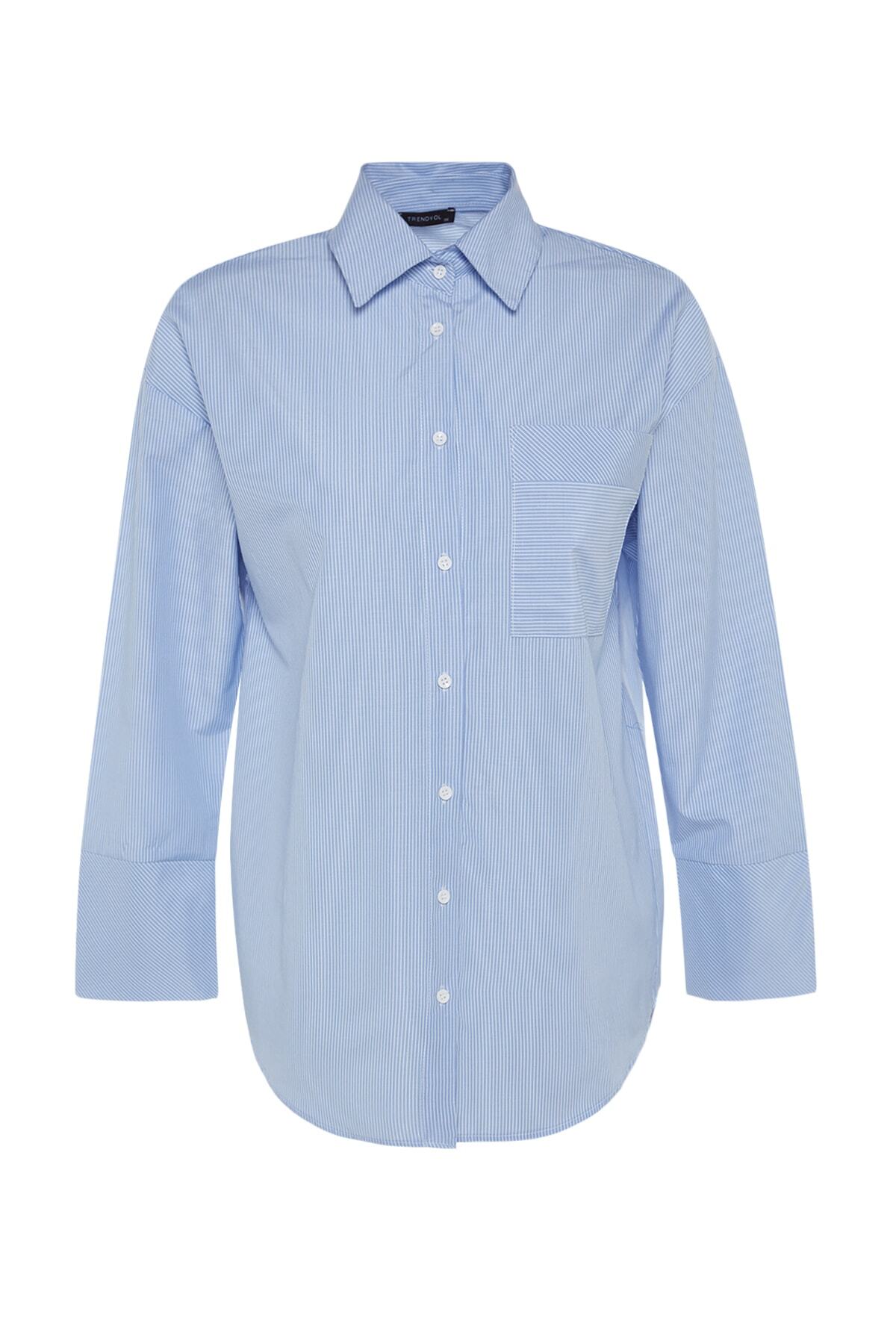 Trendyol Modest-Hellblaues Hemd aus gewebter Baumwolle mit breiten Manschetten und Streifen TCTSS23TG00034 7