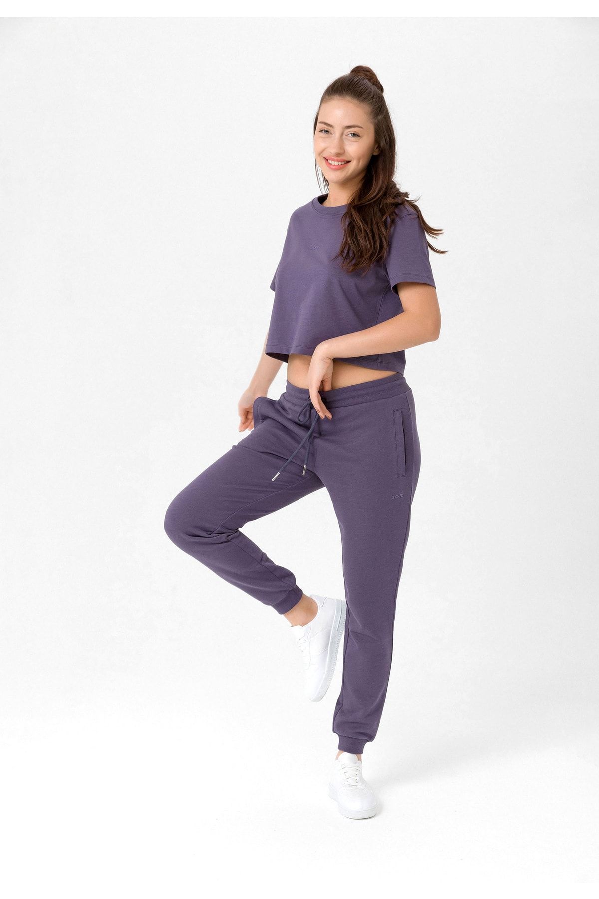 Women's sweatpants with best sale zipper legs