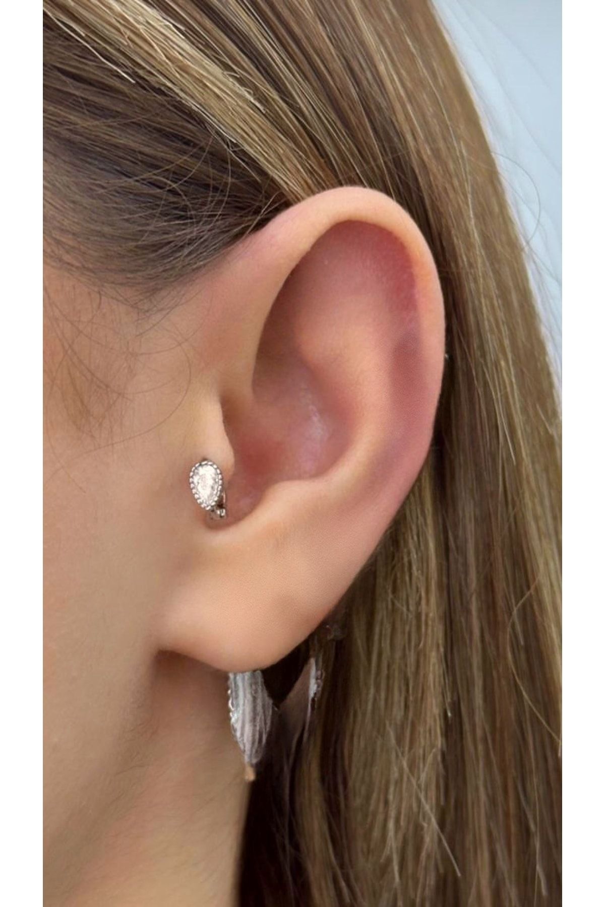 Zirkon Taşlı Tragus Rook Lobe Uyumlu Damla Model Mini Halka Piercing
