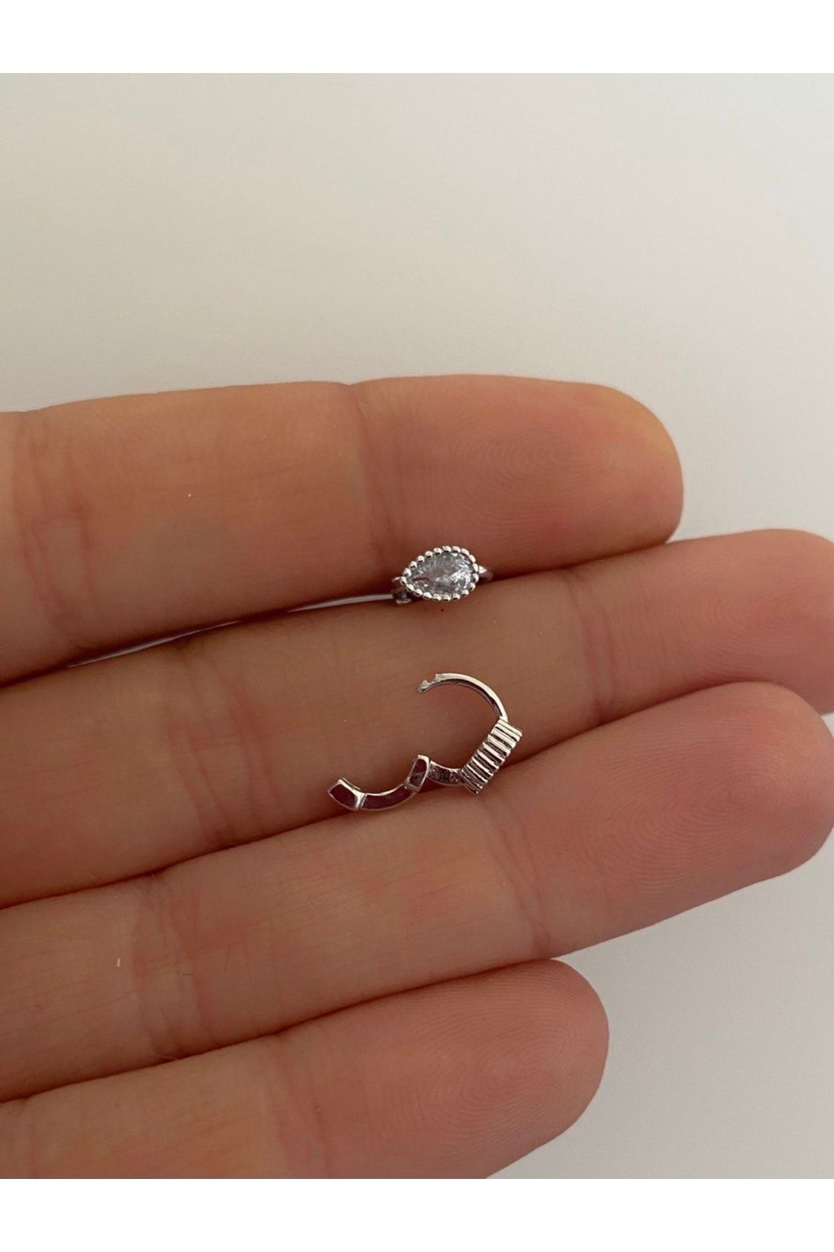 Zirkon Taşlı Tragus Rook Lobe Uyumlu Damla Model Mini Halka Piercing
