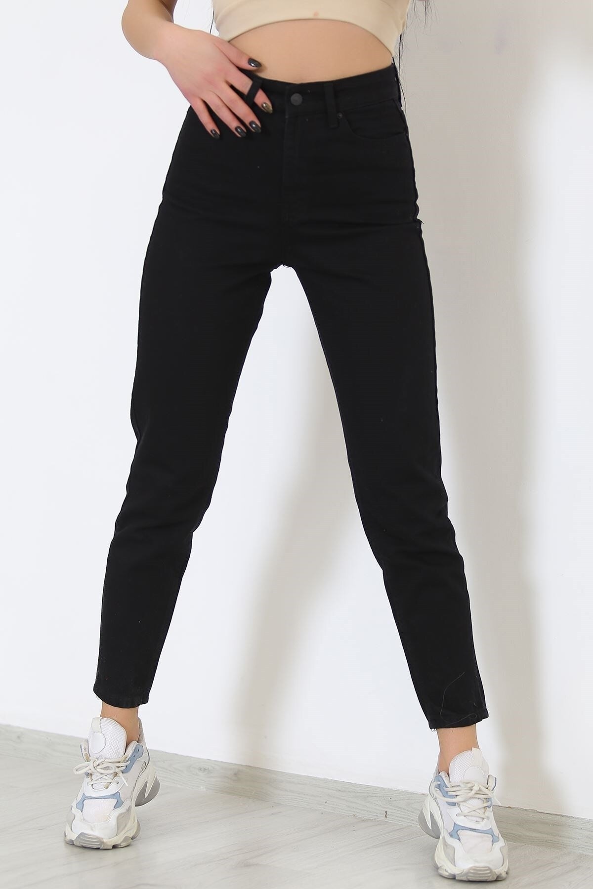 LİMABEL  Kadın Yüksek Bel Siyah Mom Jeans Likralı Esnek Kot Pantolon - Görsel 3