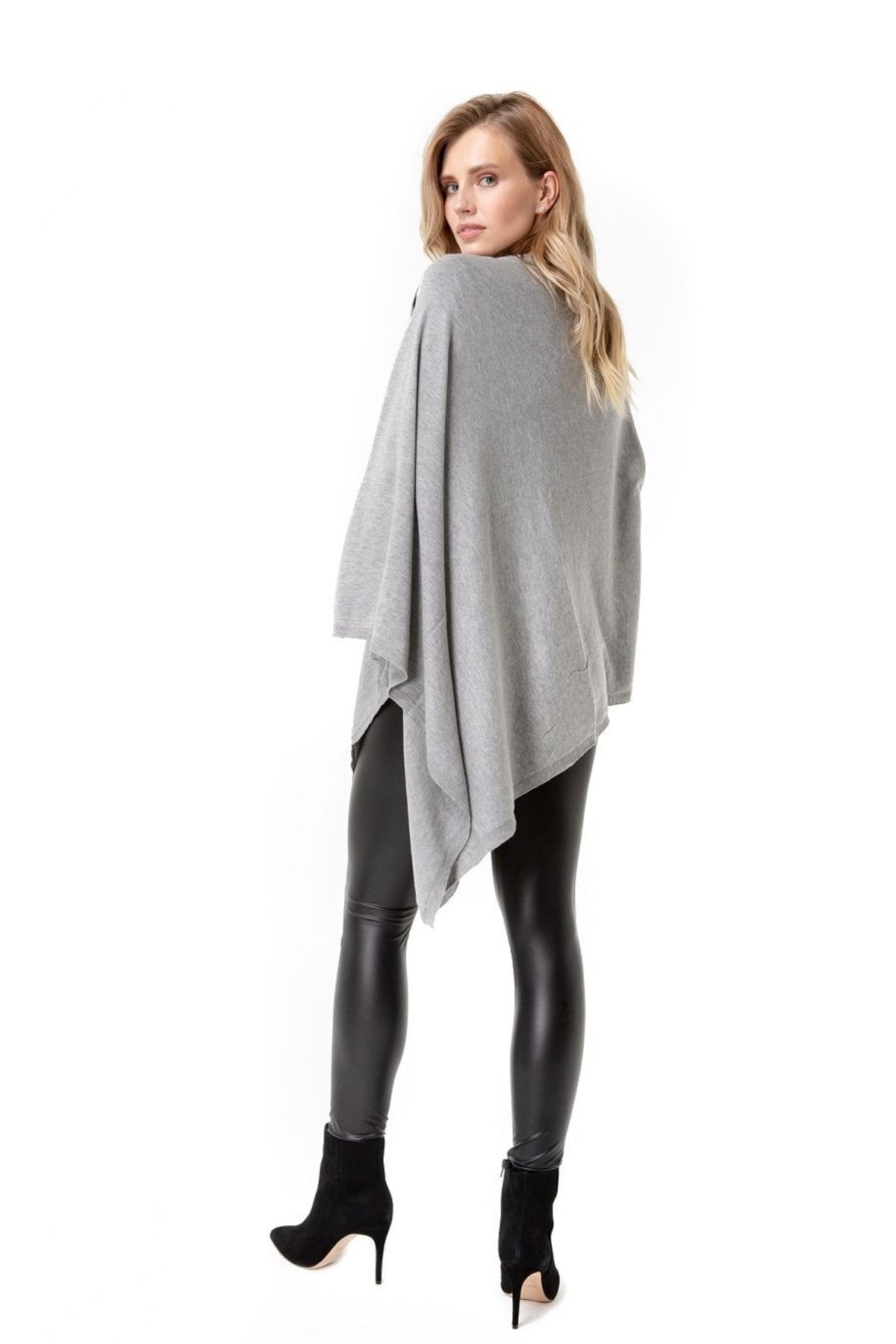 Accouchee-4 In 1 Maternity Poncho 5